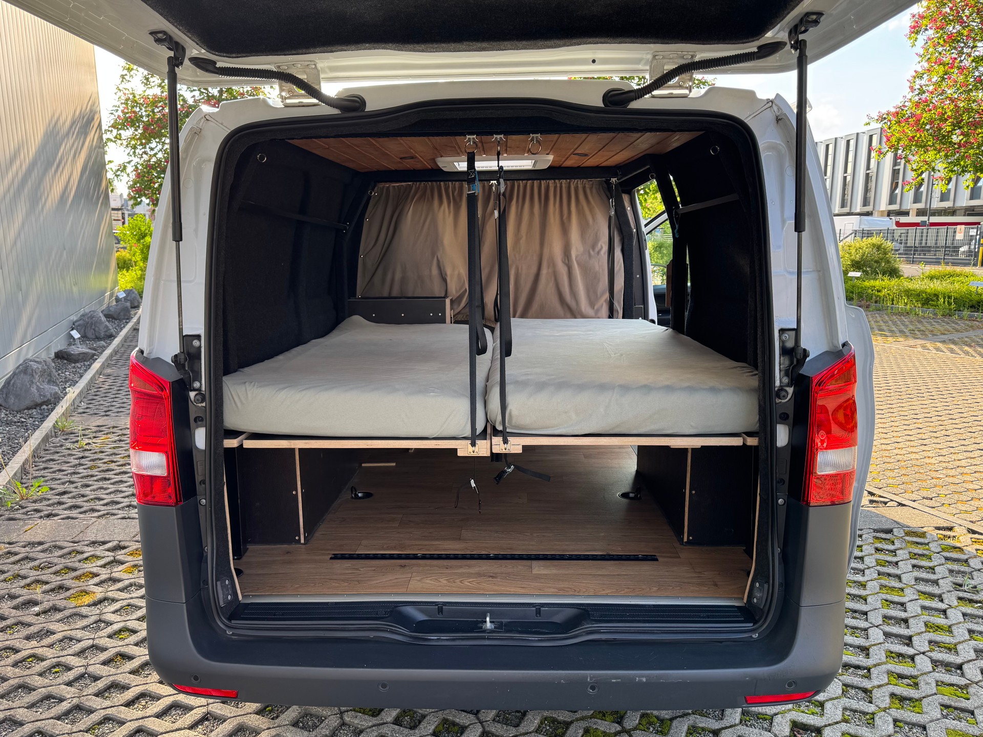 MERCEDES-BENZ 114 CDI-image-3