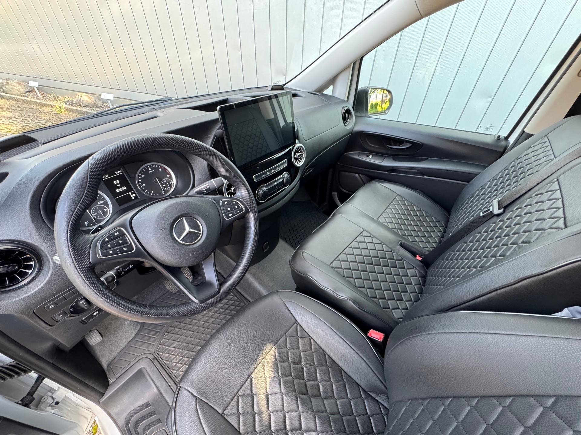 MERCEDES-BENZ 114 CDI-image-1