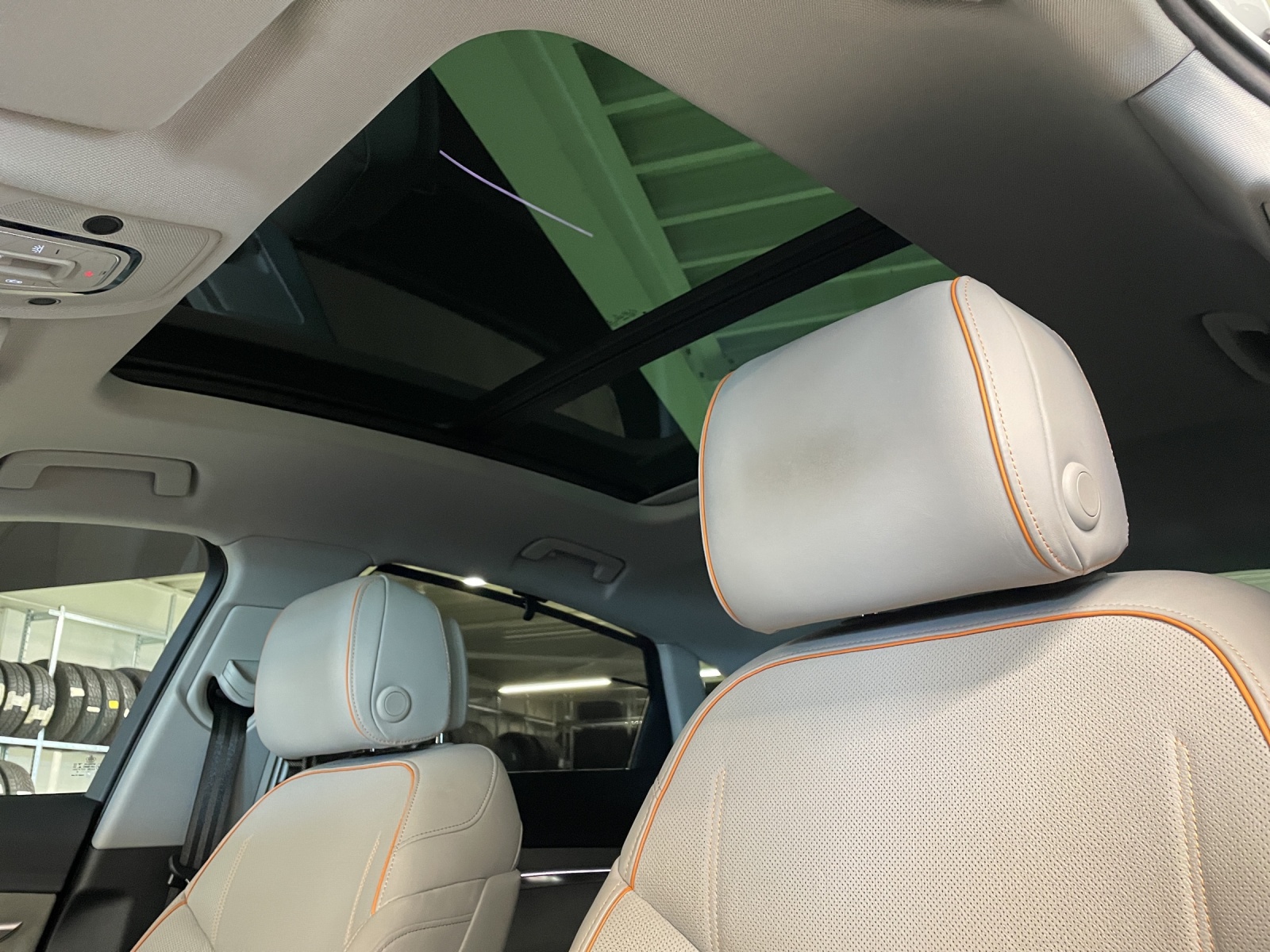 AUDI e-tron 55 Sportback S Line quattro-image-14
