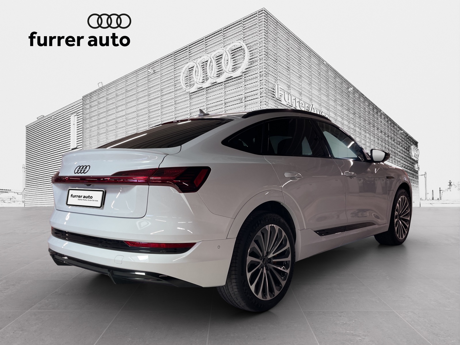 AUDI e-tron 55 Sportback S Line quattro-image-5