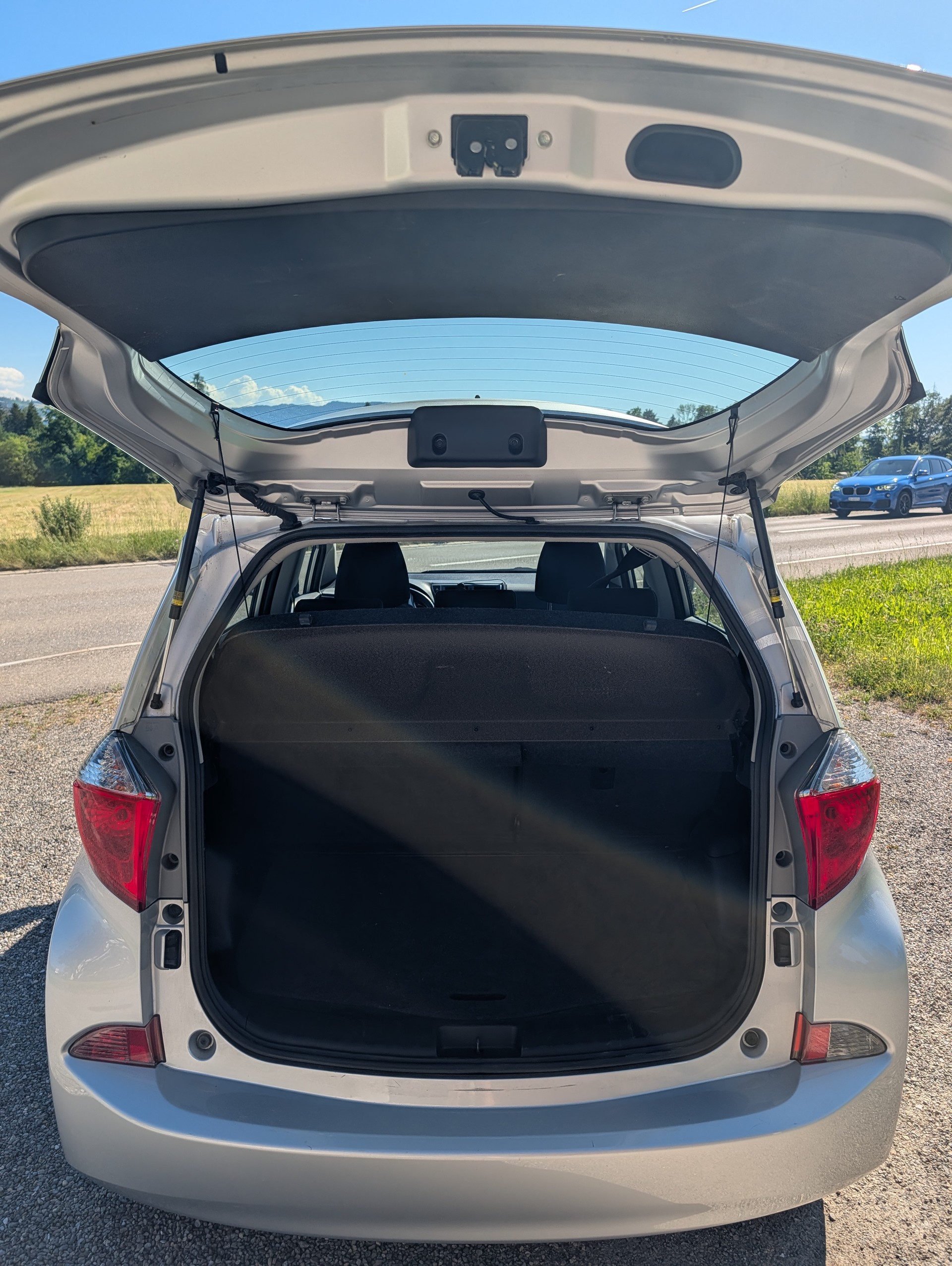TOYOTA 1.33 VVT-i Linea Luna-image-5