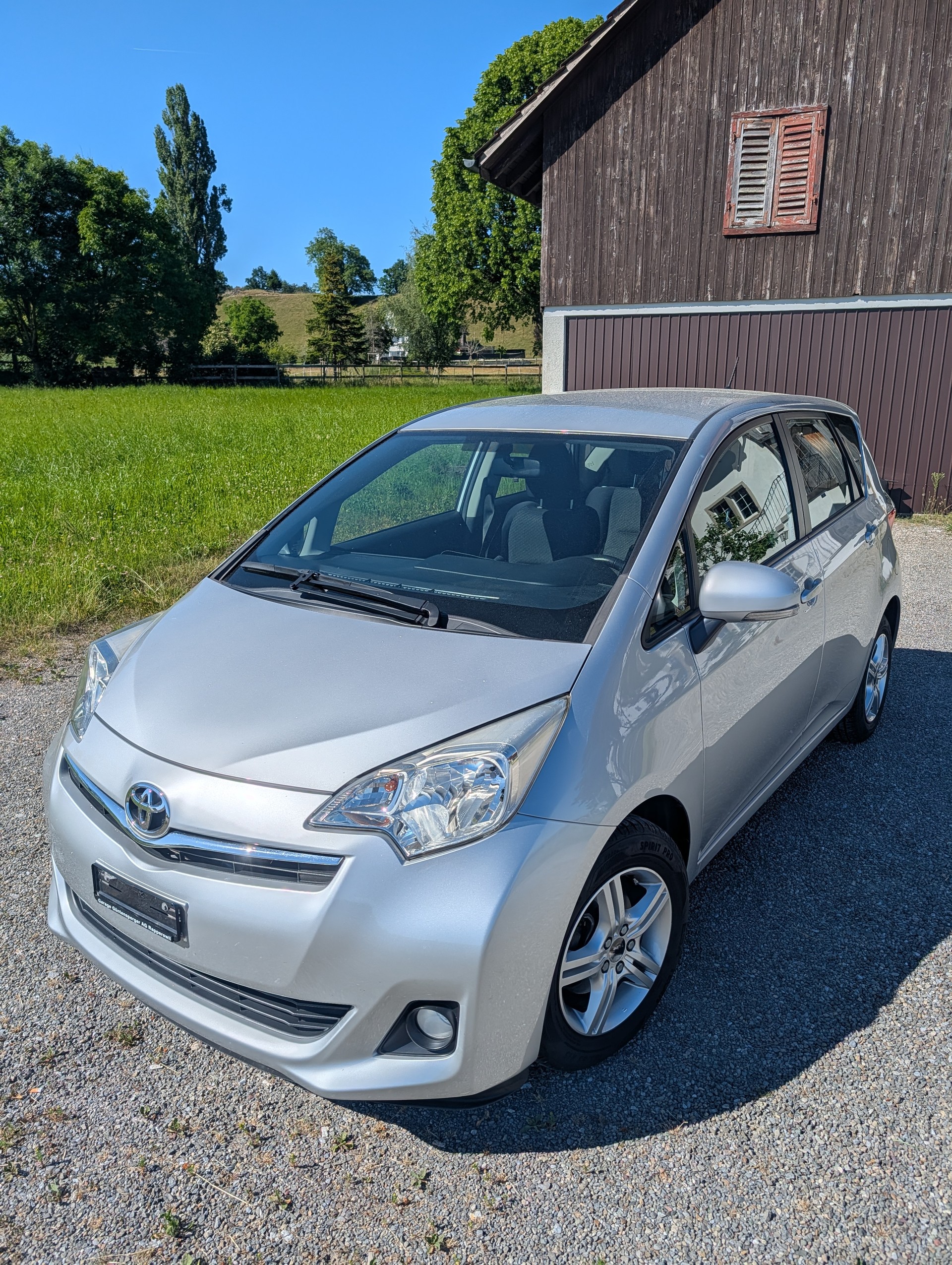 TOYOTA 1.33 VVT-i Linea Luna
