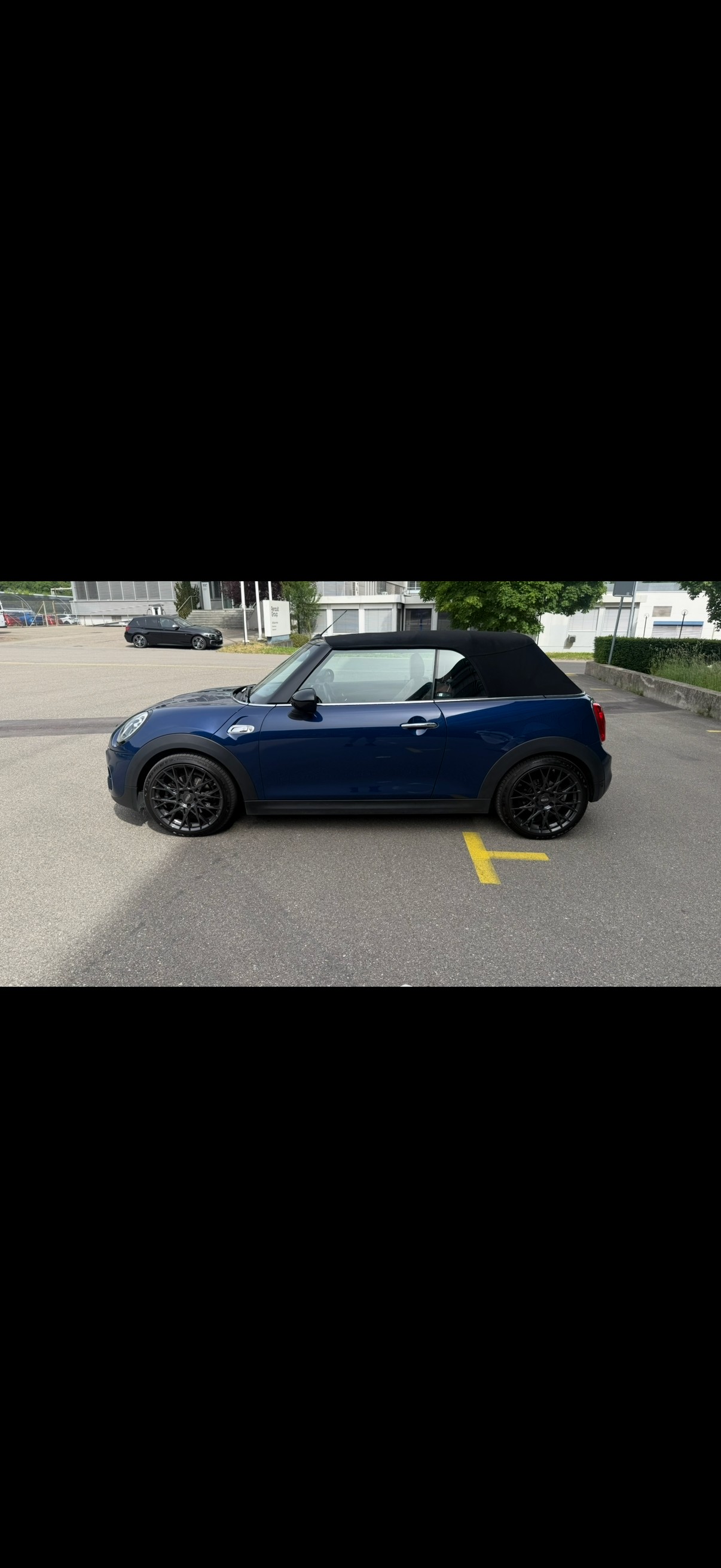 MINI Cooper S Cabriolet Steptronic-image-1