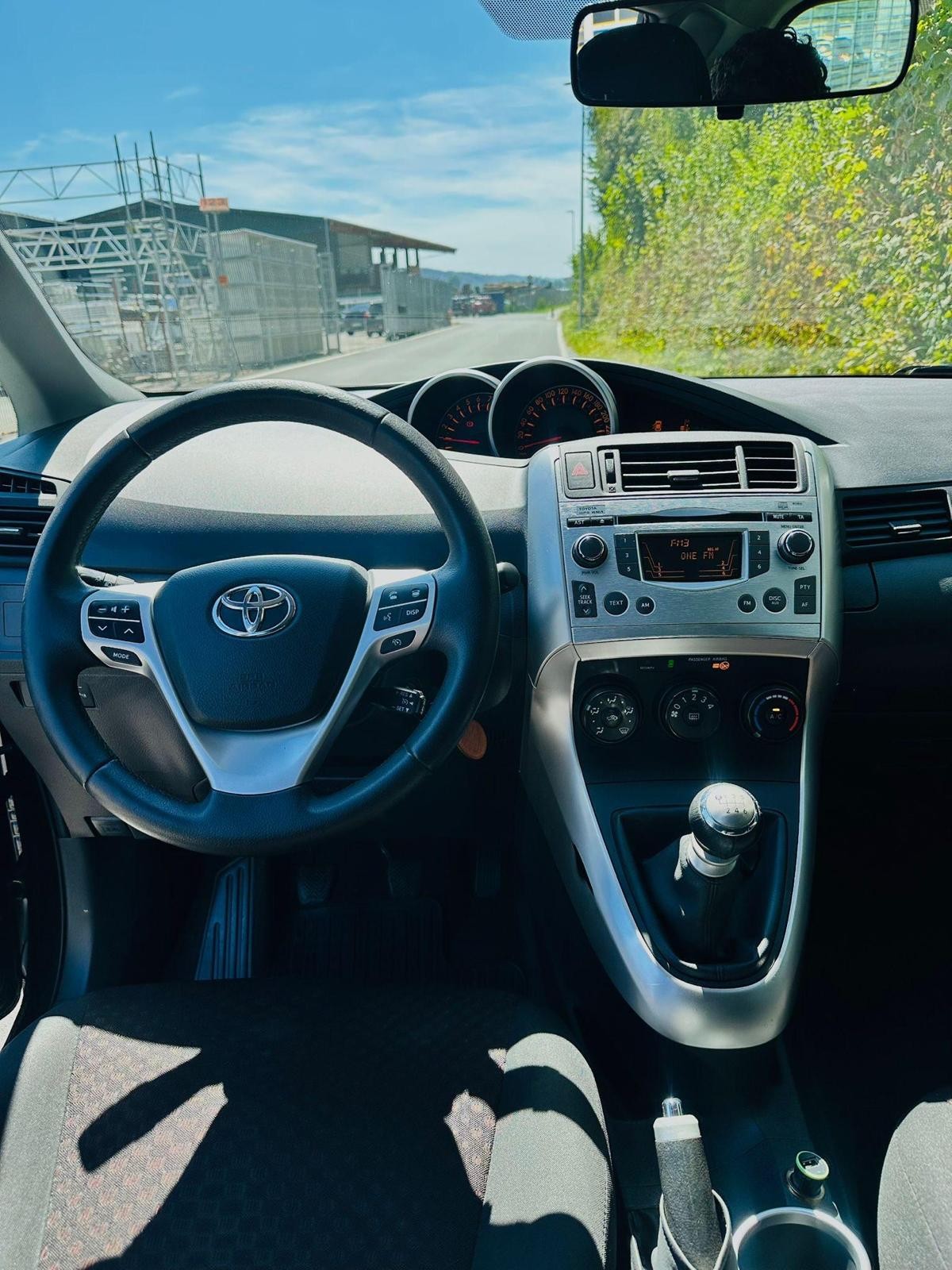 TOYOTA Verso 1.8 Family-image-7