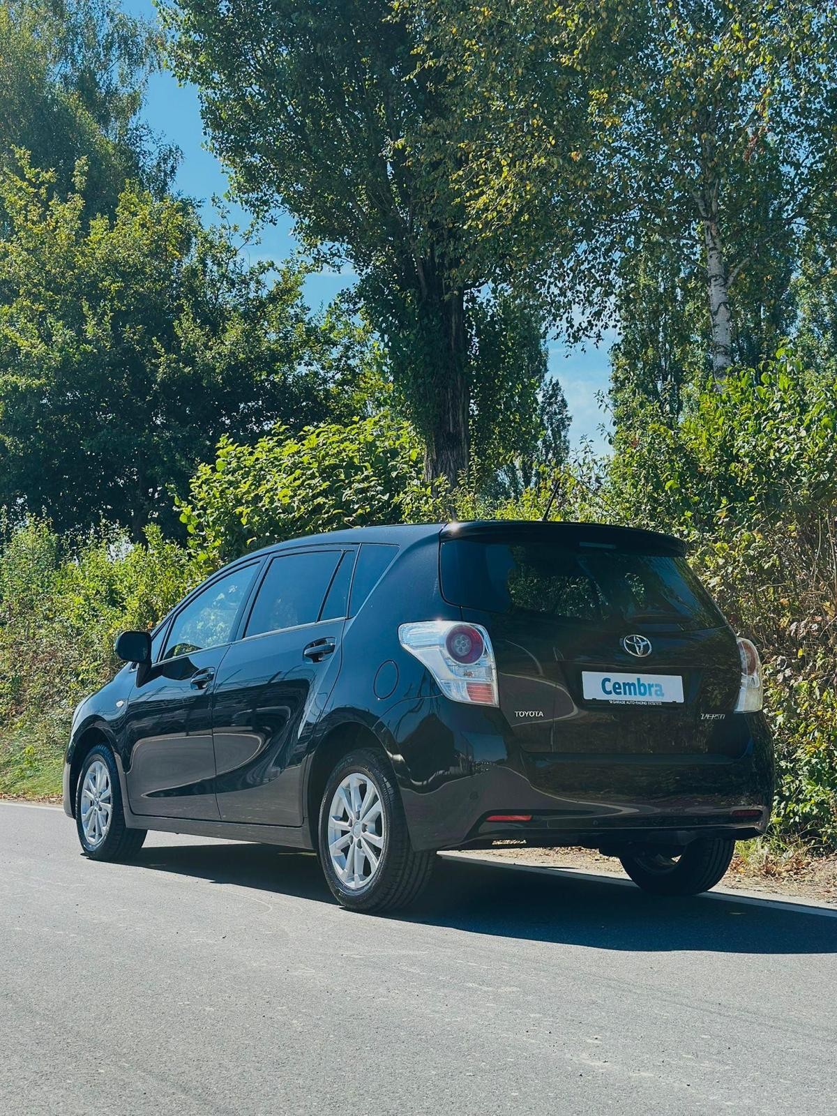 TOYOTA Verso 1.8 Family-image-8