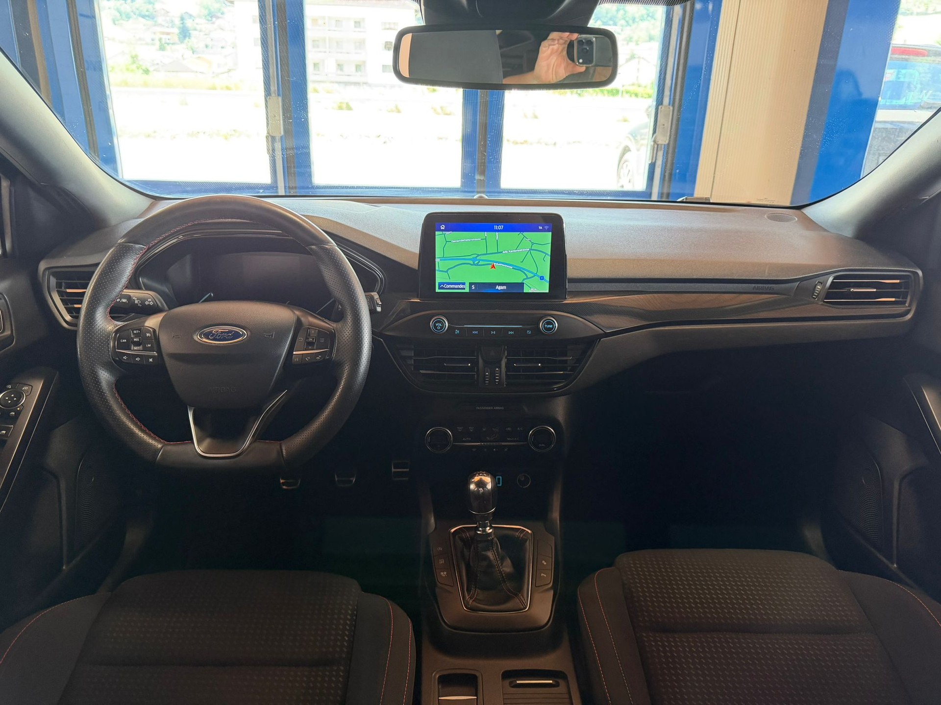 FORD Focus 1.5 SCTi ST Line-image-11