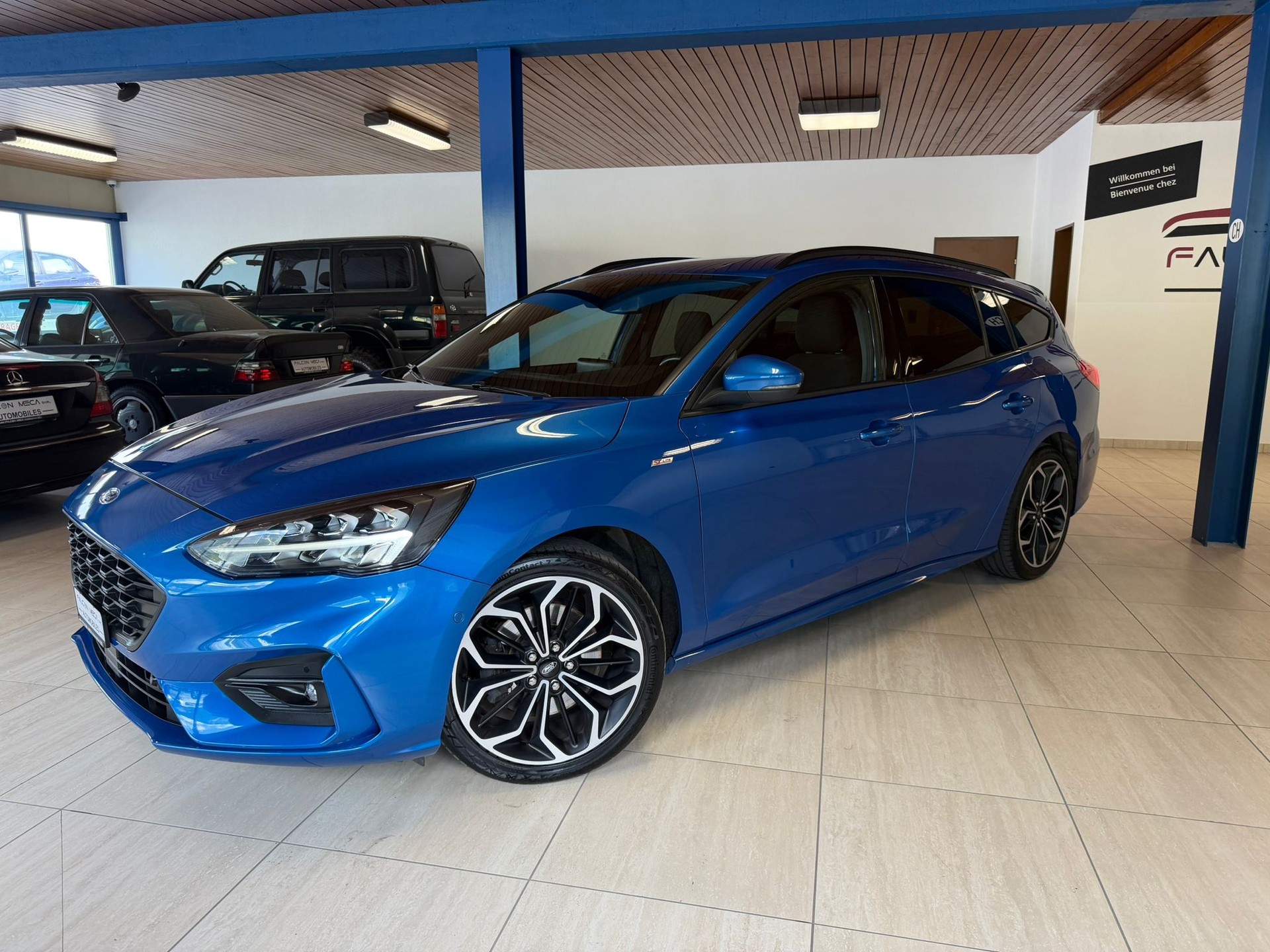FORD Focus 1.5 SCTi ST Line-showroom-element-2