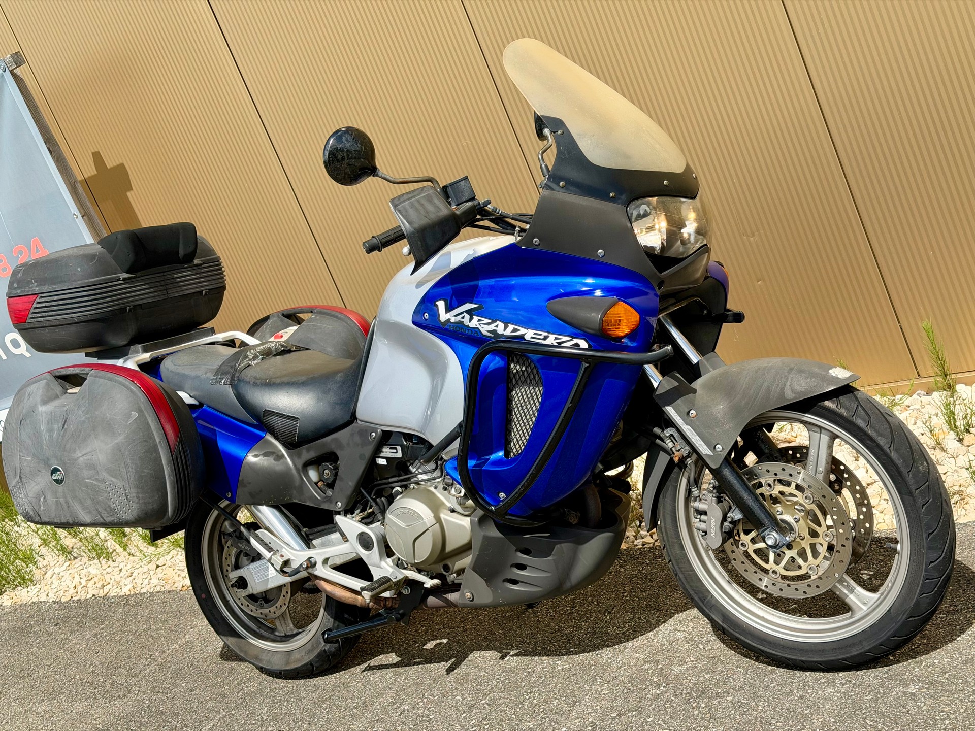HONDA XL 1000 V Varadero-showroom-element-2