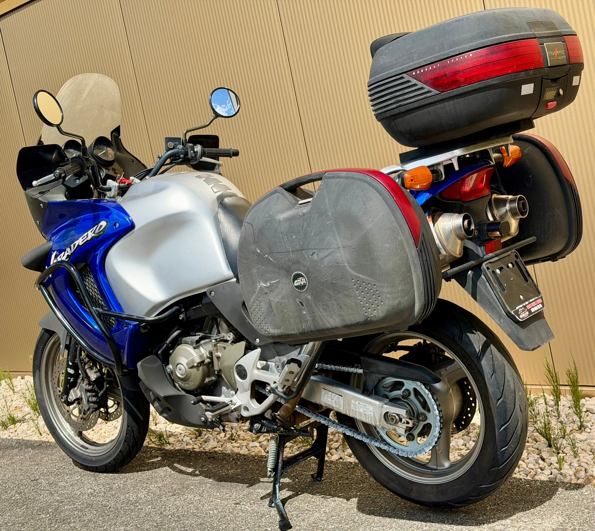 HONDA XL 1000 V Varadero-image-11