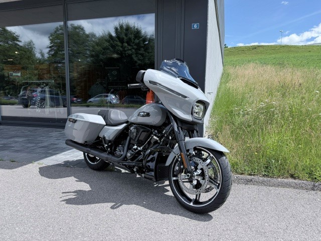 HARLEY-DAVIDSON FLHX Street Glide 117-image-0