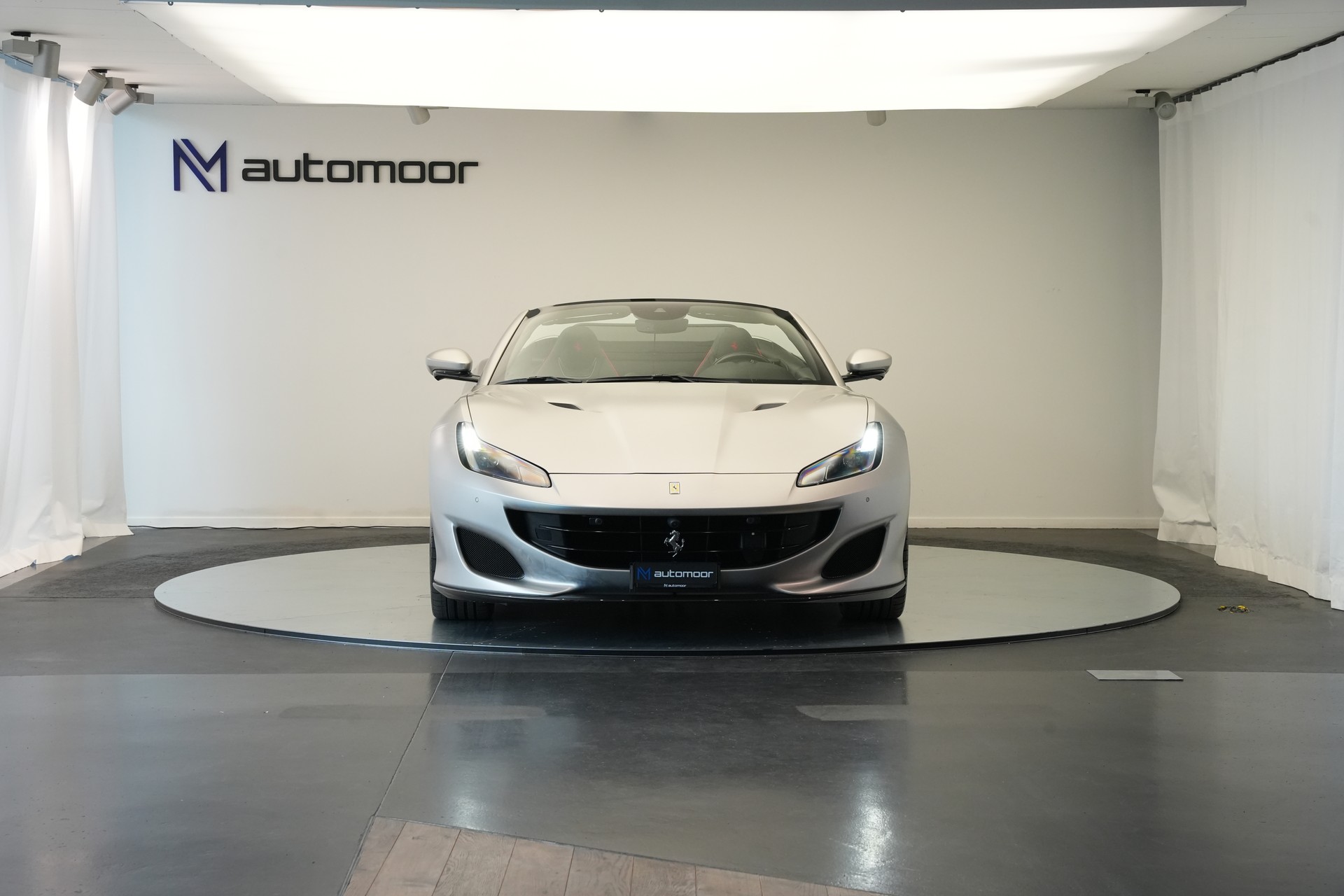 FERRARI Portofino 3.9 V8 T *Atelier* *Carbon* *Mattlackierung*-showroom-element-1