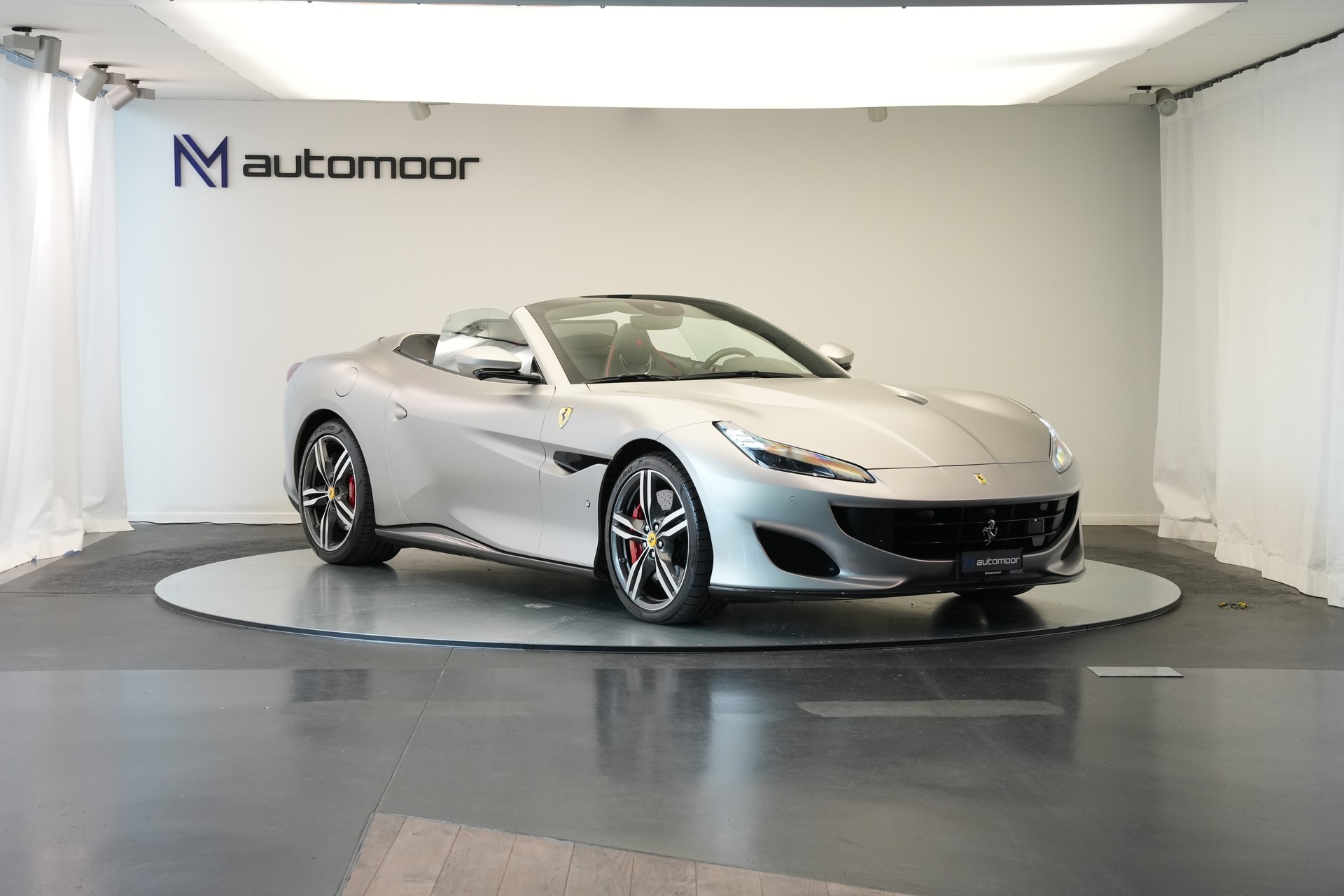 FERRARI Portofino 3.9 V8 T *Atelier* *Carbon* *Mattlackierung*-showroom-element-2