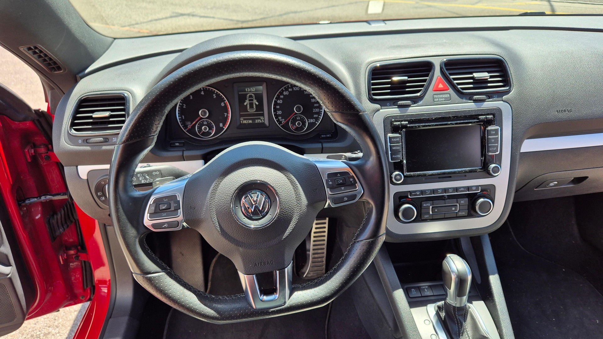VW Scirocco 2.0 TSI 210 DSG-image-14