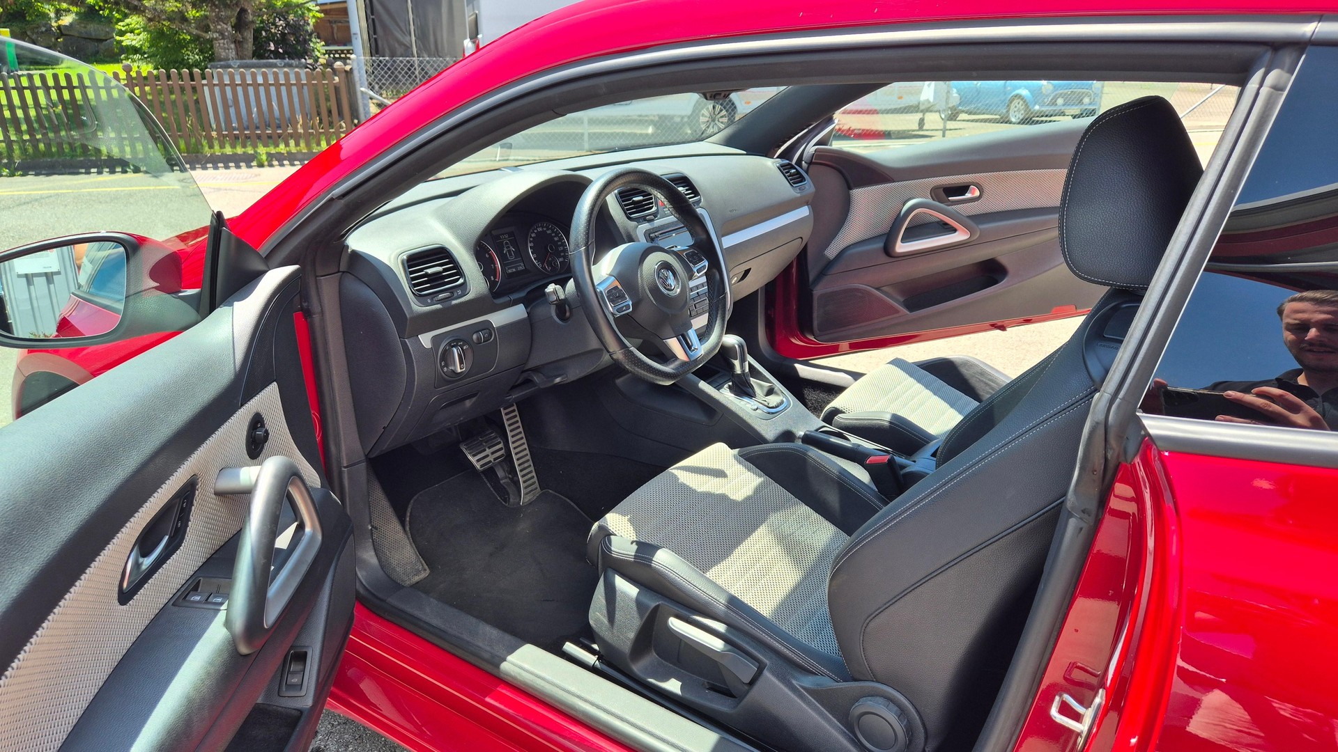 VW Scirocco 2.0 TSI 210 DSG-image-12