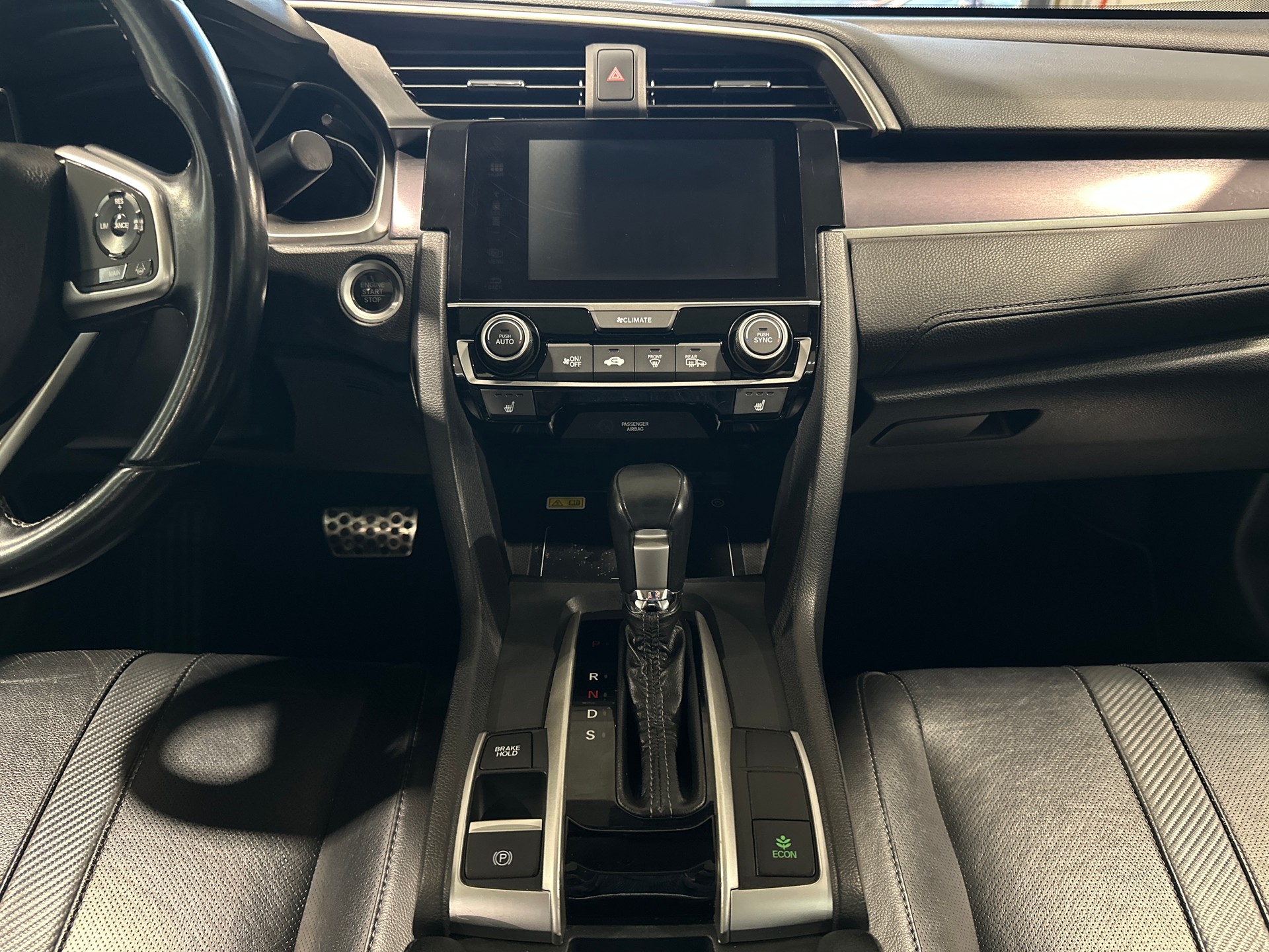 HONDA Civic Sedan 1.5 VTEC Executive Premium CVT-image-17