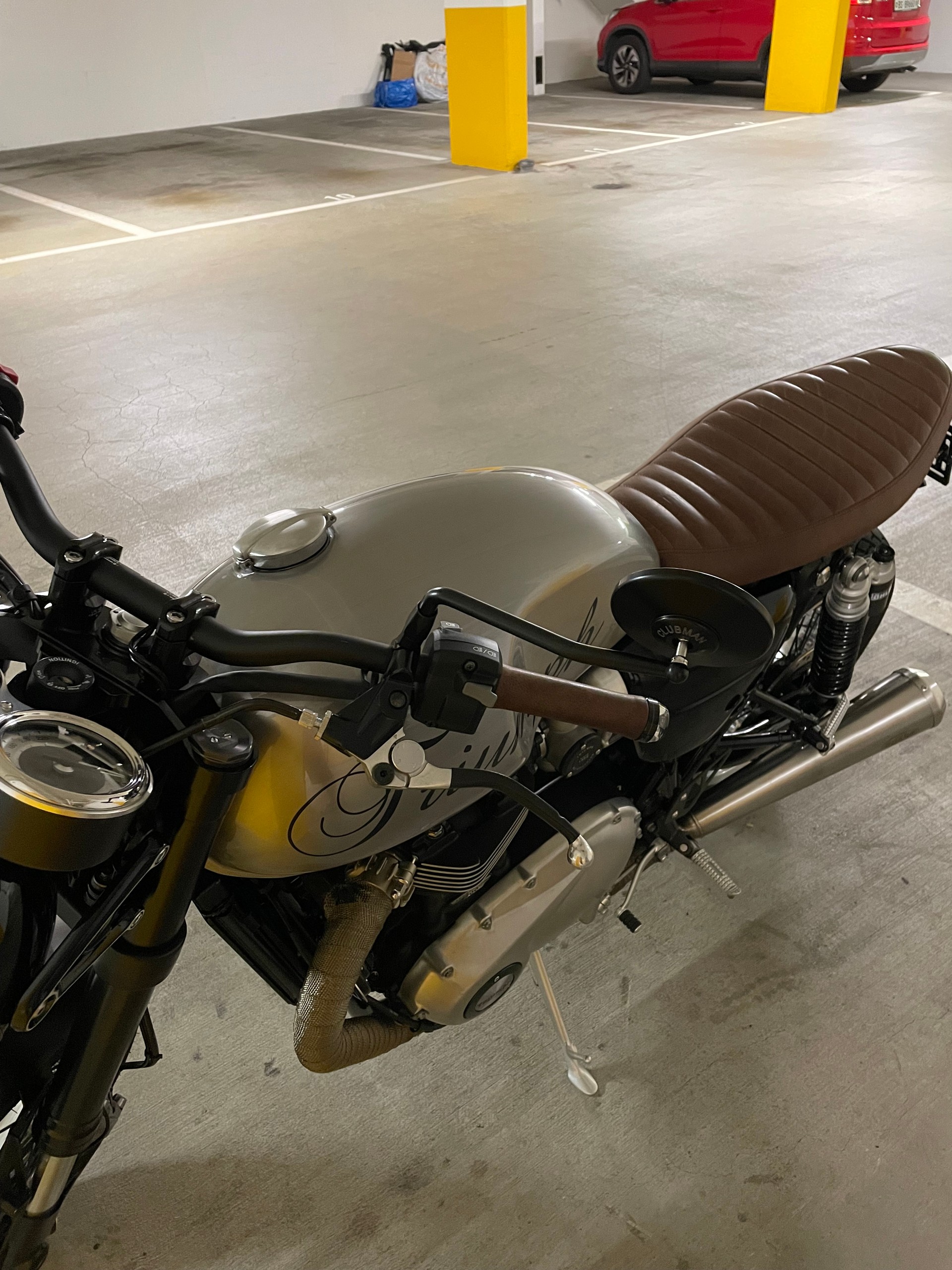TRIUMPH Thruxton R 1200 i ABS-image-4
