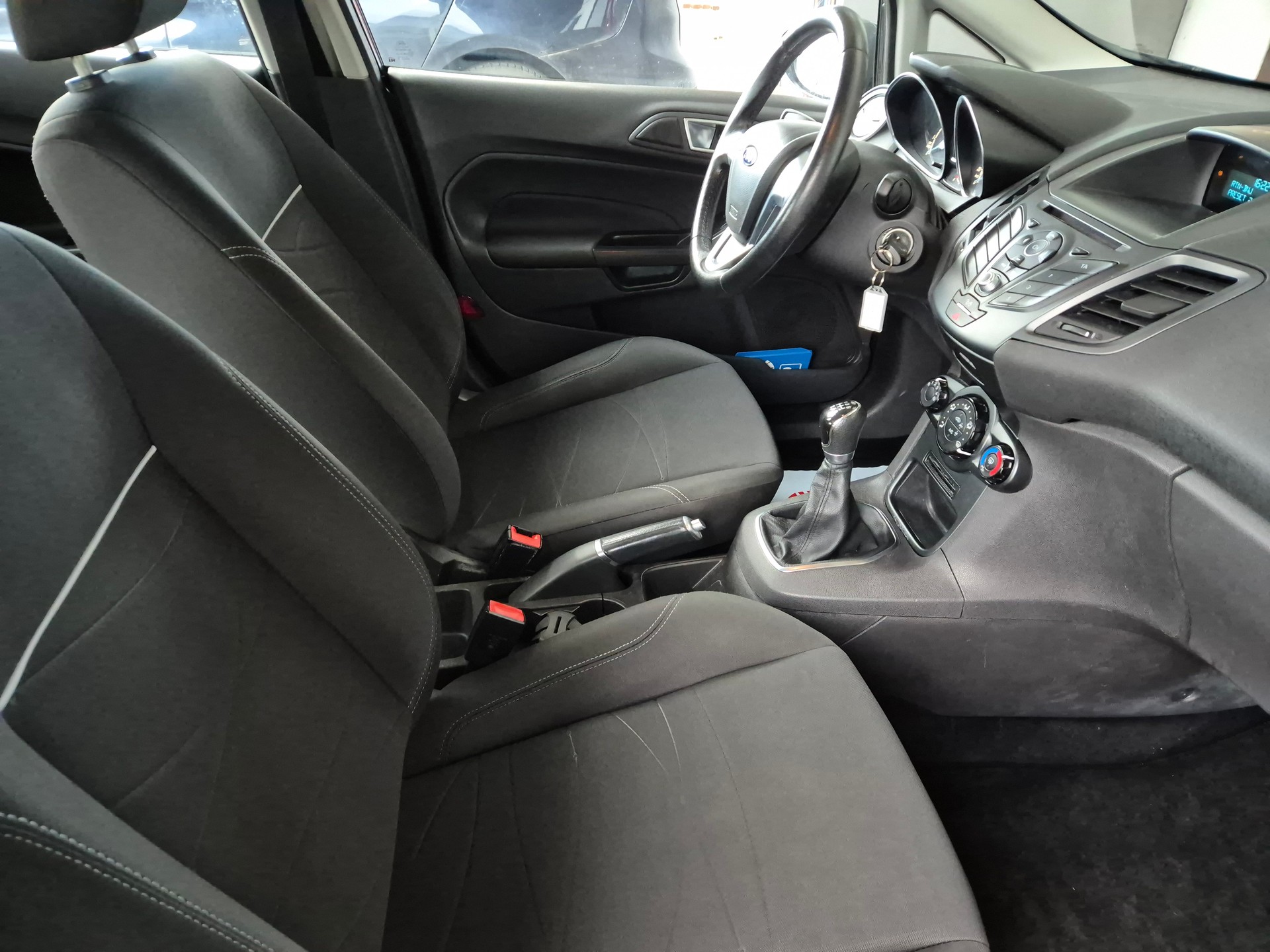 FORD Fiesta 1.0 Trend-image-11