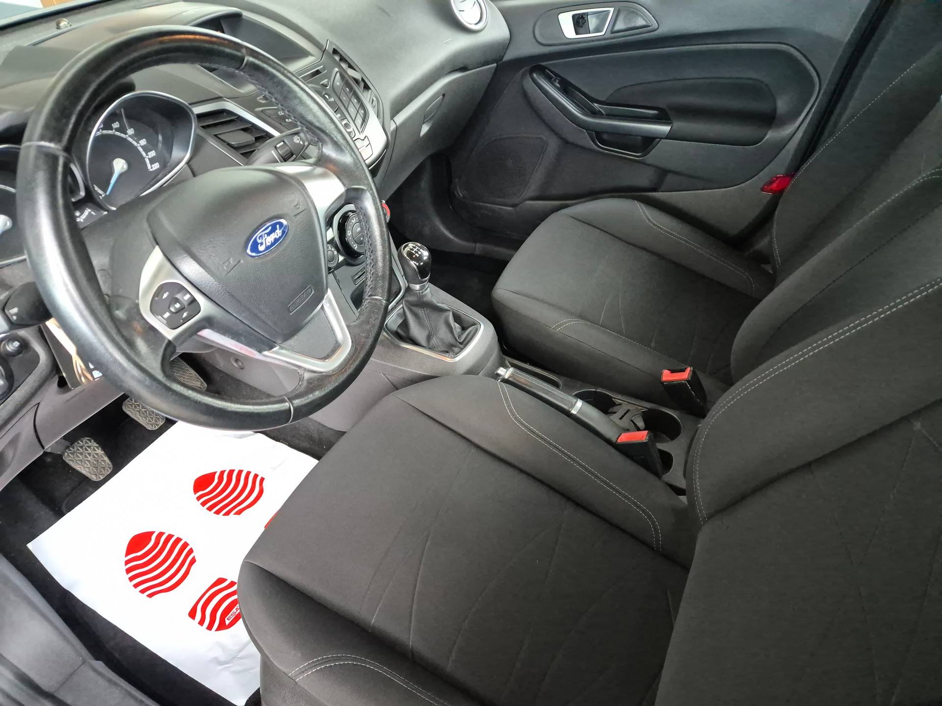 FORD Fiesta 1.0 Trend-image-10