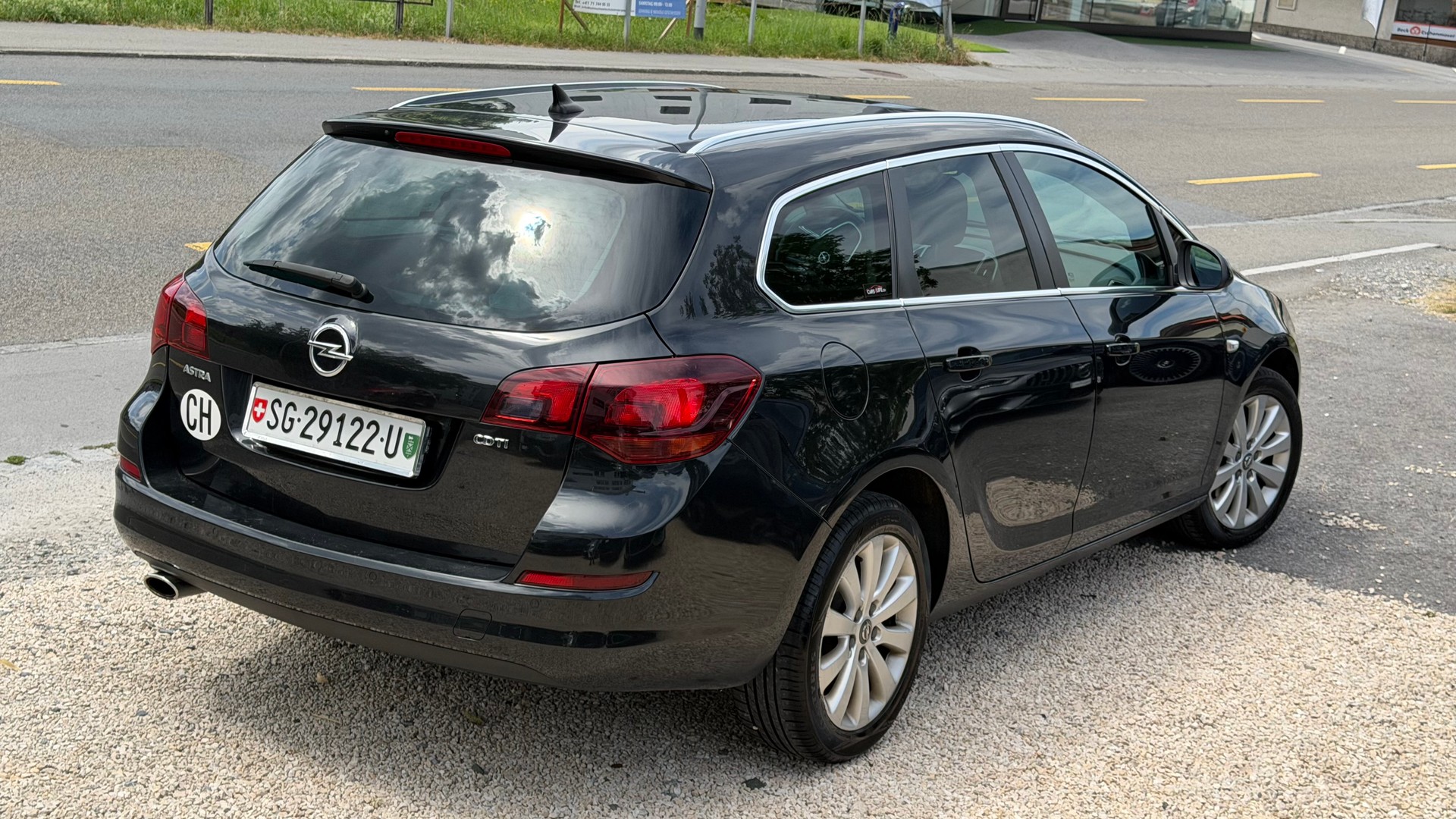 OPEL Astra SportsTourer 2.0 CDTi Cosmo-showroom-element-1