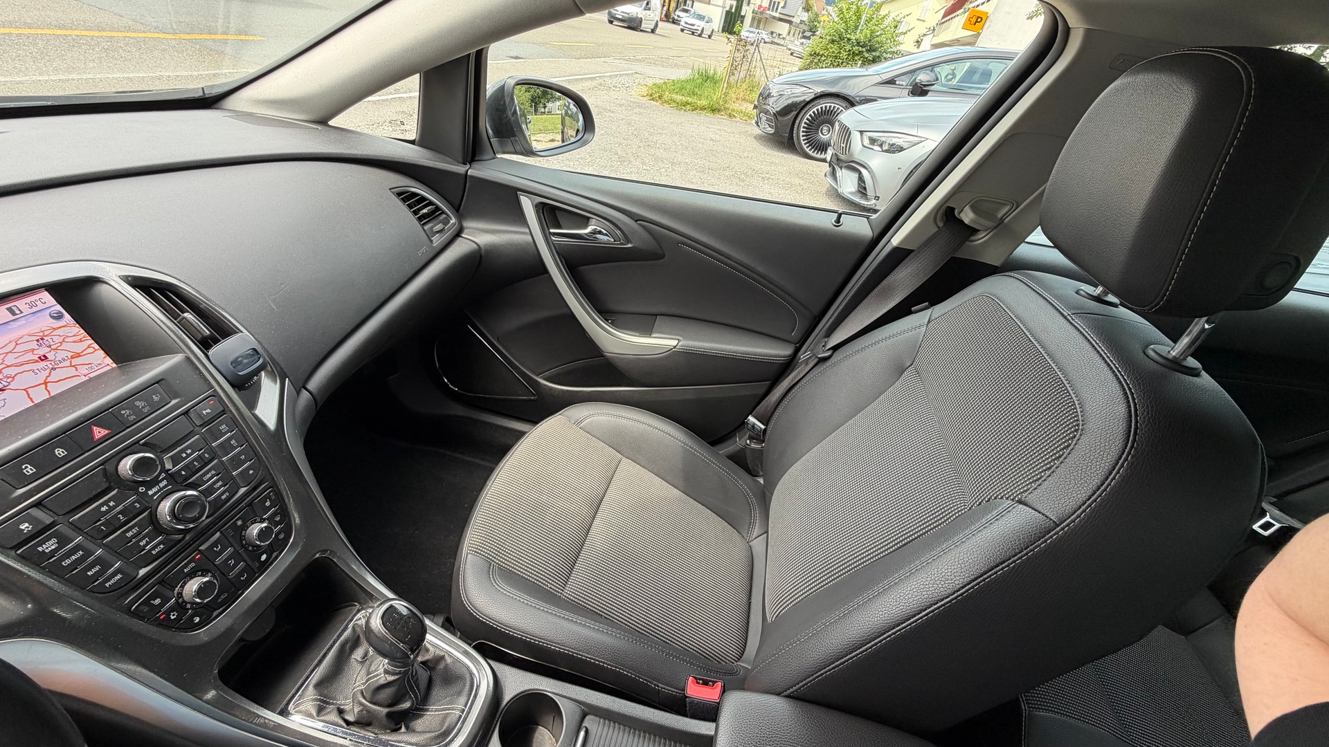 OPEL Astra SportsTourer 2.0 CDTi Cosmo-image-10