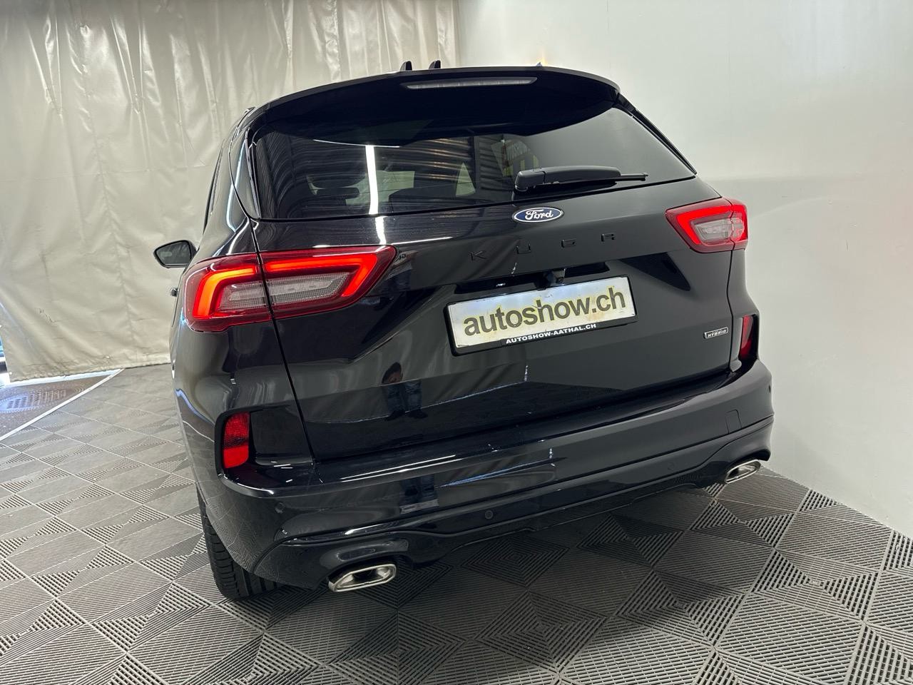 FORD Kuga 2.5 PHEV ST-Line X 243PS-image-15