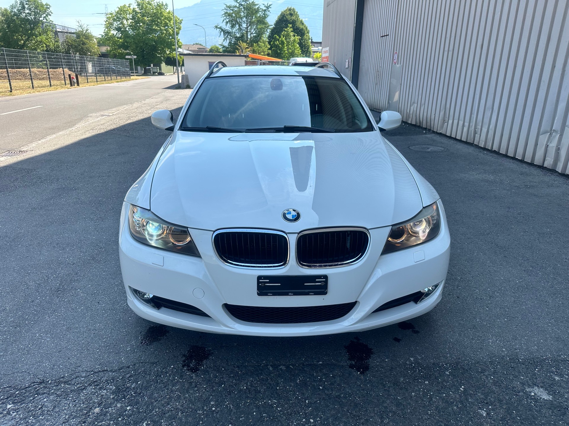 BMW 318i Touring