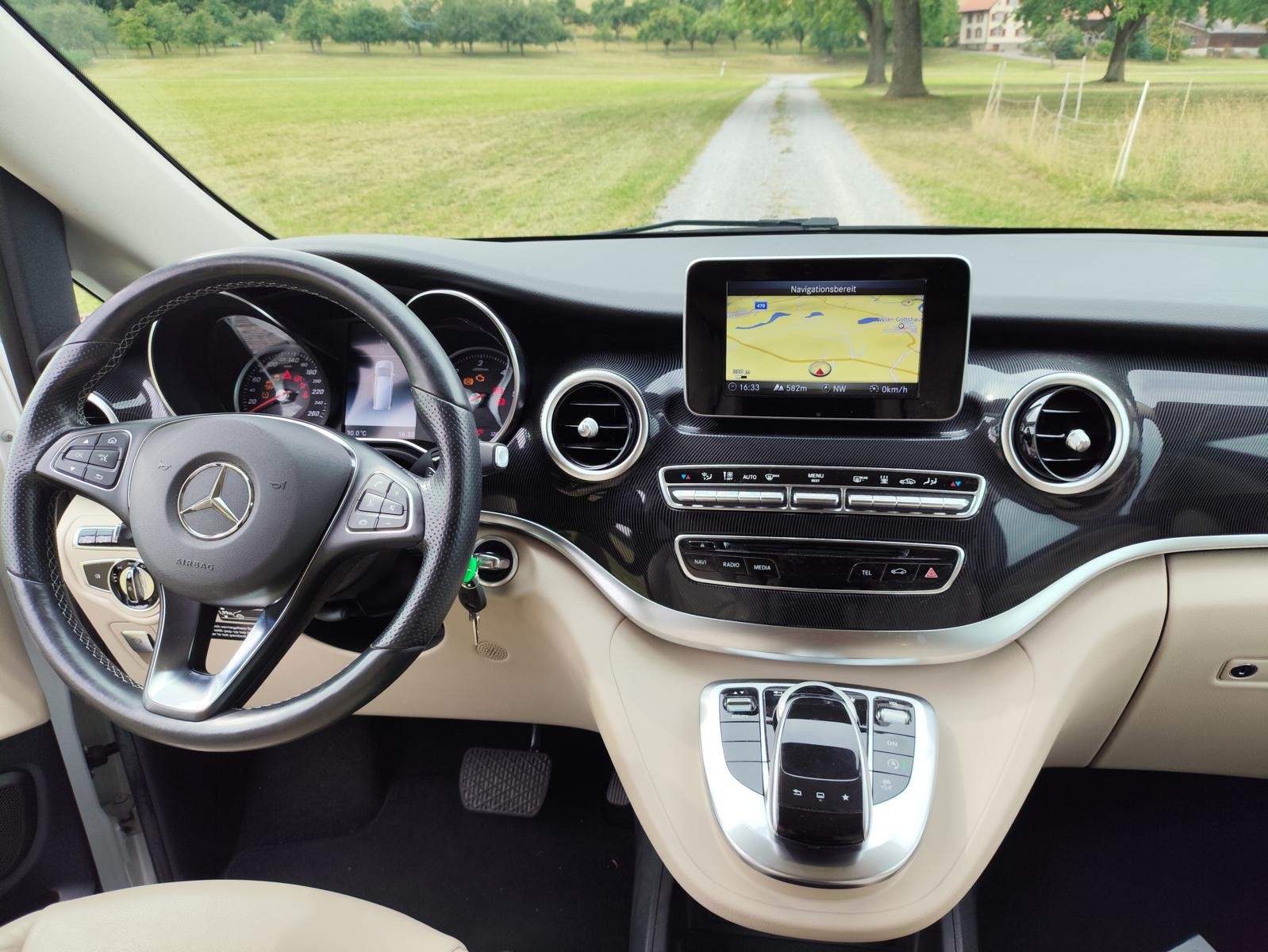 MERCEDES-BENZ Marco Polo 250 d 4Matic 7G-Tronic-image-8