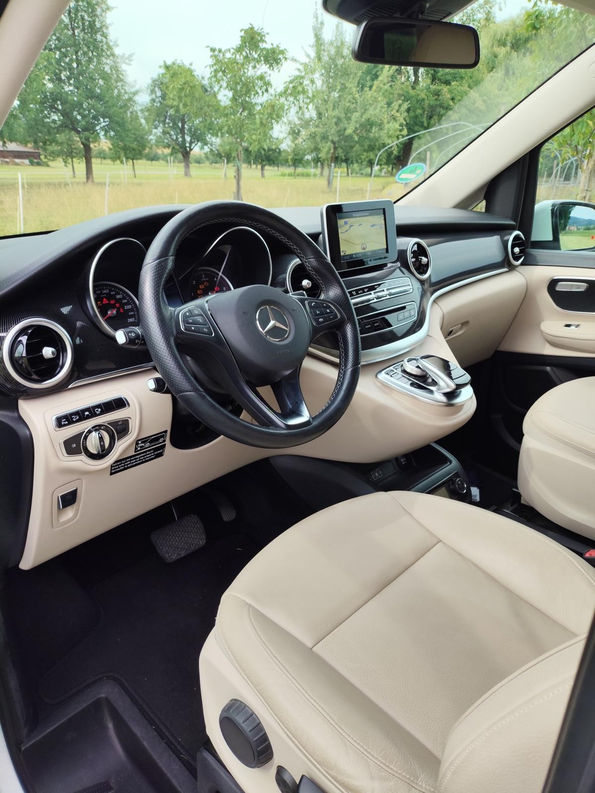 MERCEDES-BENZ Marco Polo 250 d 4Matic 7G-Tronic-image-7
