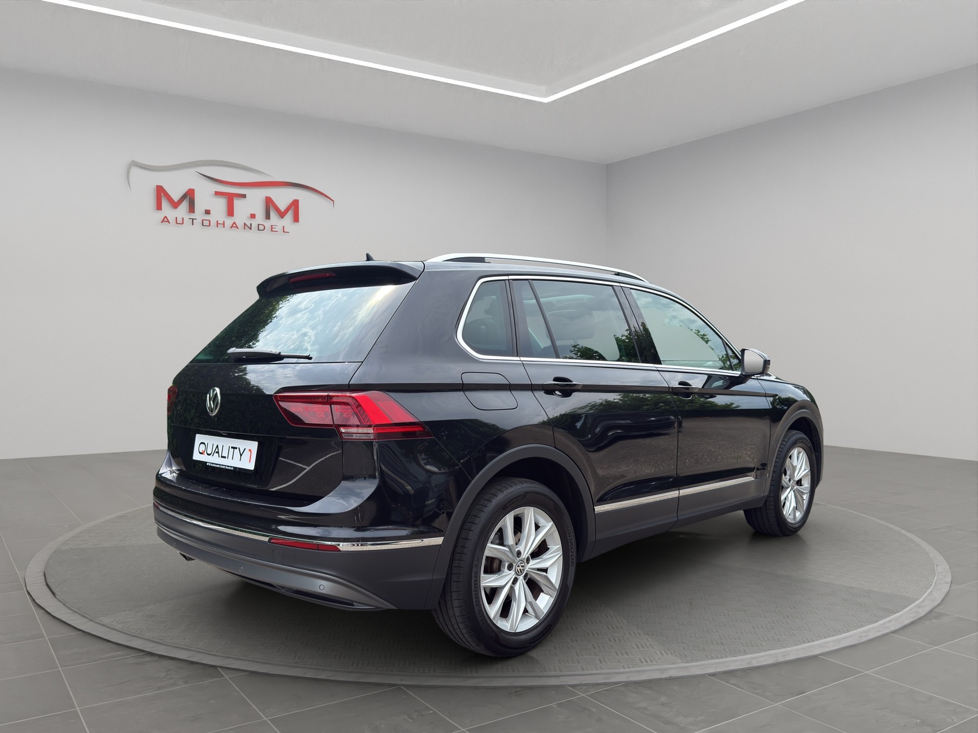 VW Tiguan 2.0TSI Highline 4Motion DSG-image-11