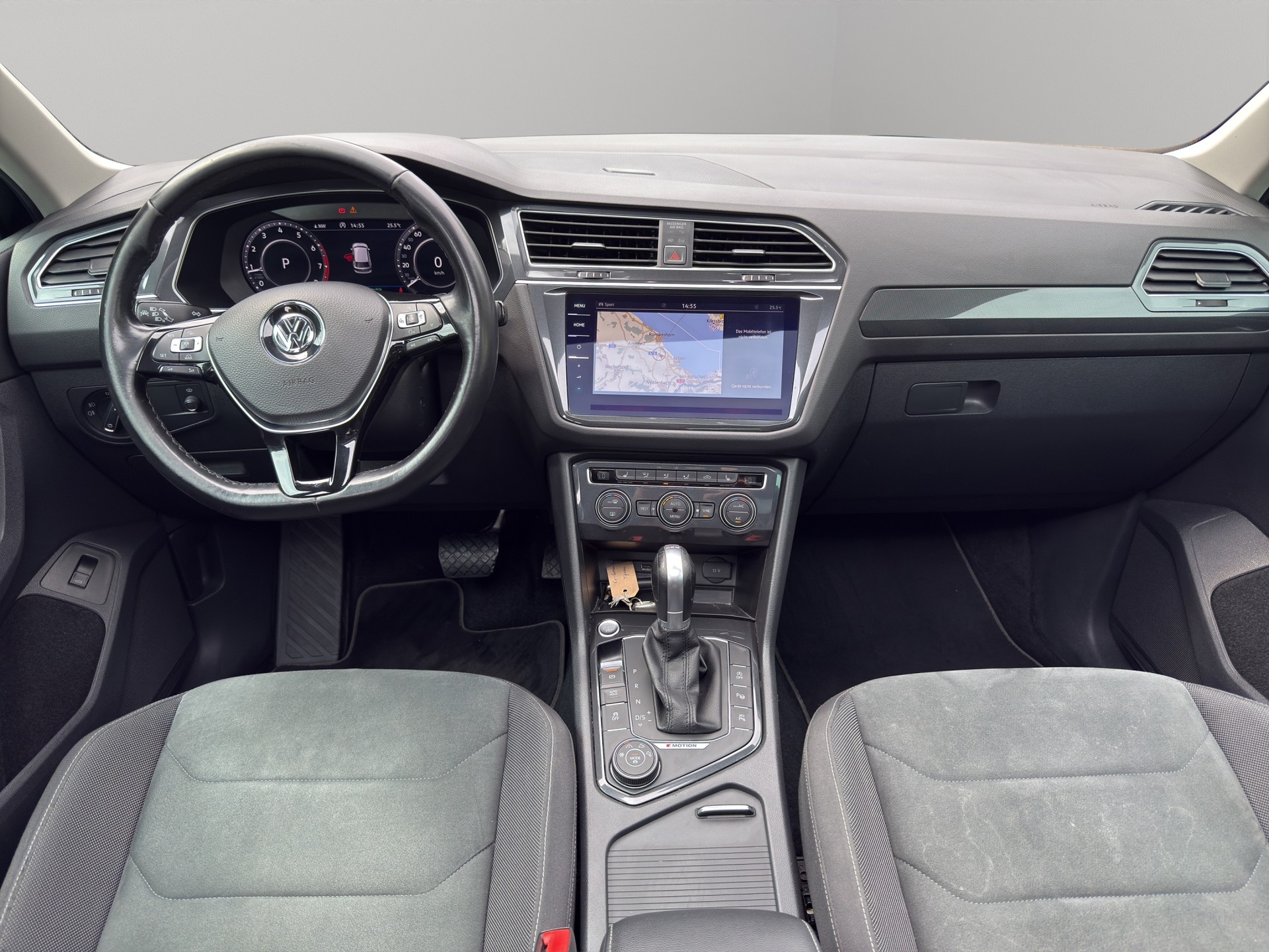 VW Tiguan 2.0TSI Highline 4Motion DSG-image-19