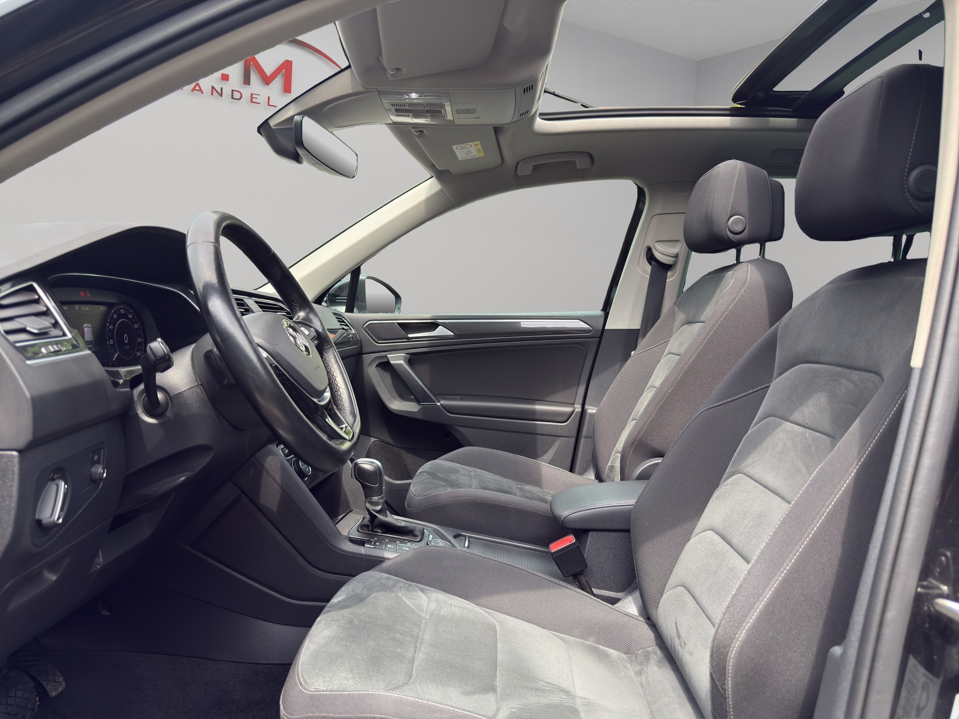 VW Tiguan 2.0TSI Highline 4Motion DSG-image-14