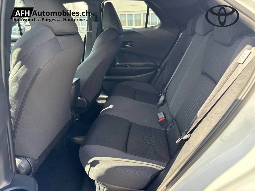 TOYOTA C-HR 2.0 PHEV Trend-image-14
