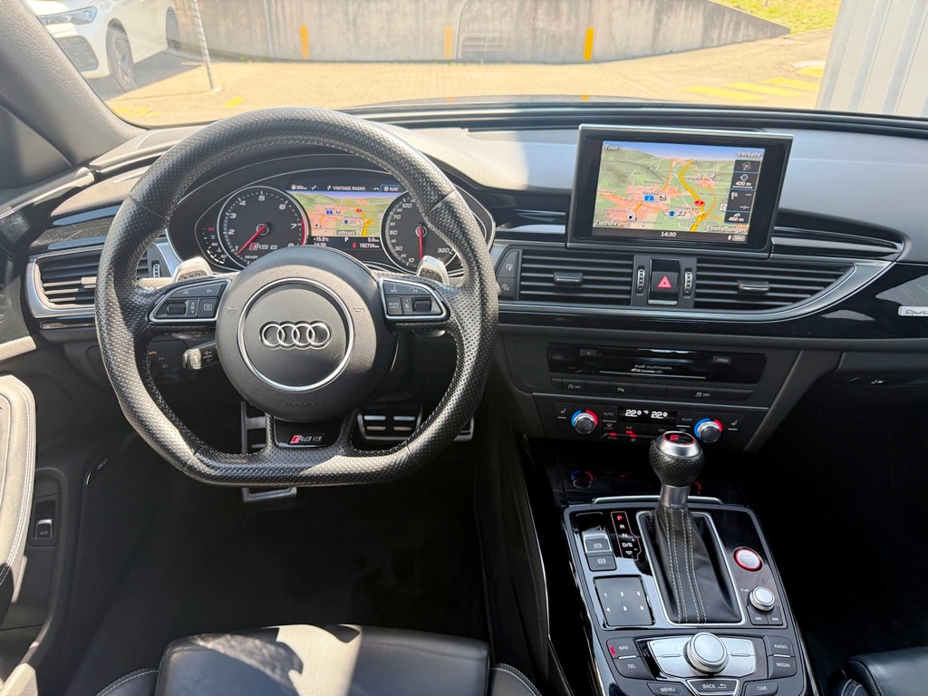 AUDI RS6 Avant 4.0 TFSI V8 performance quattro-image-8