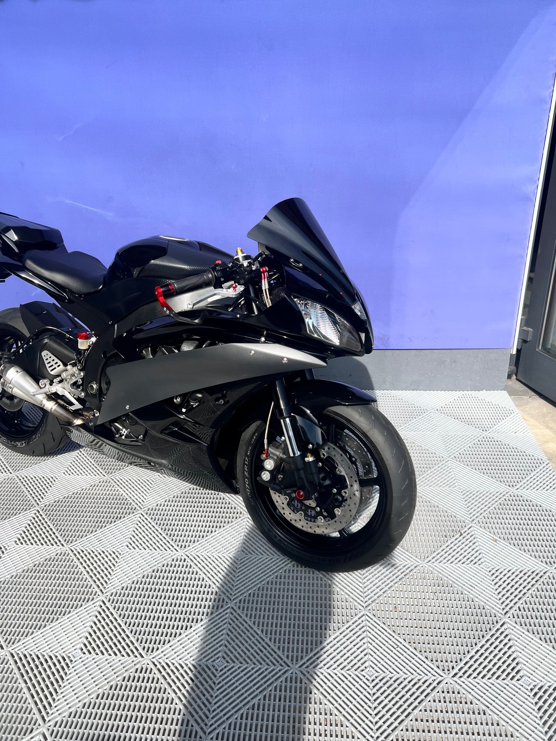 YAMAHA YZF-R6-image-0