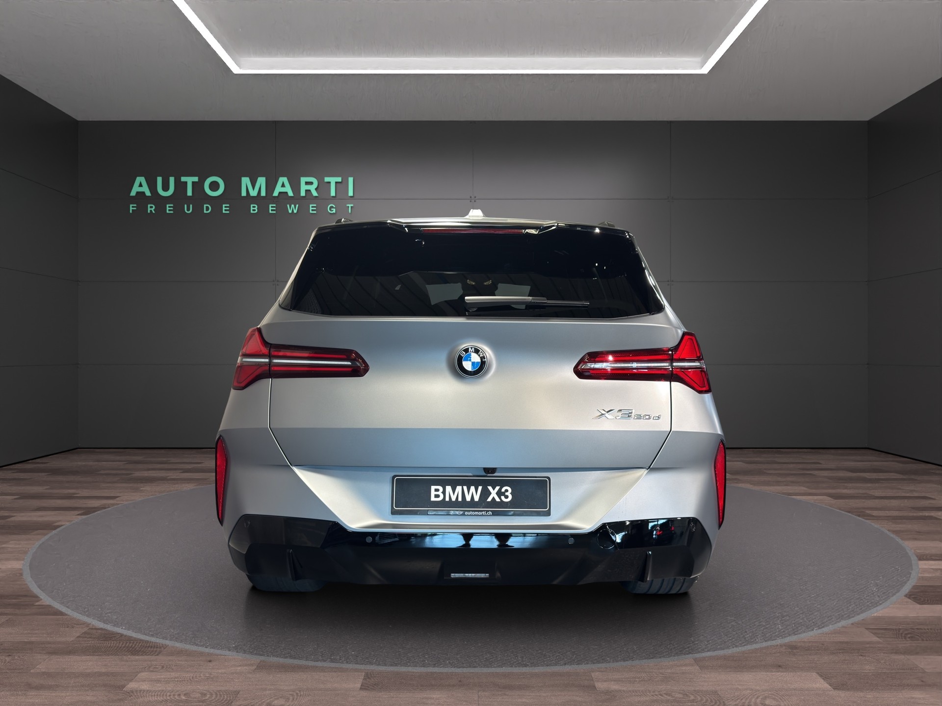 BMW X3 20d xDrive-showroom-element-3
