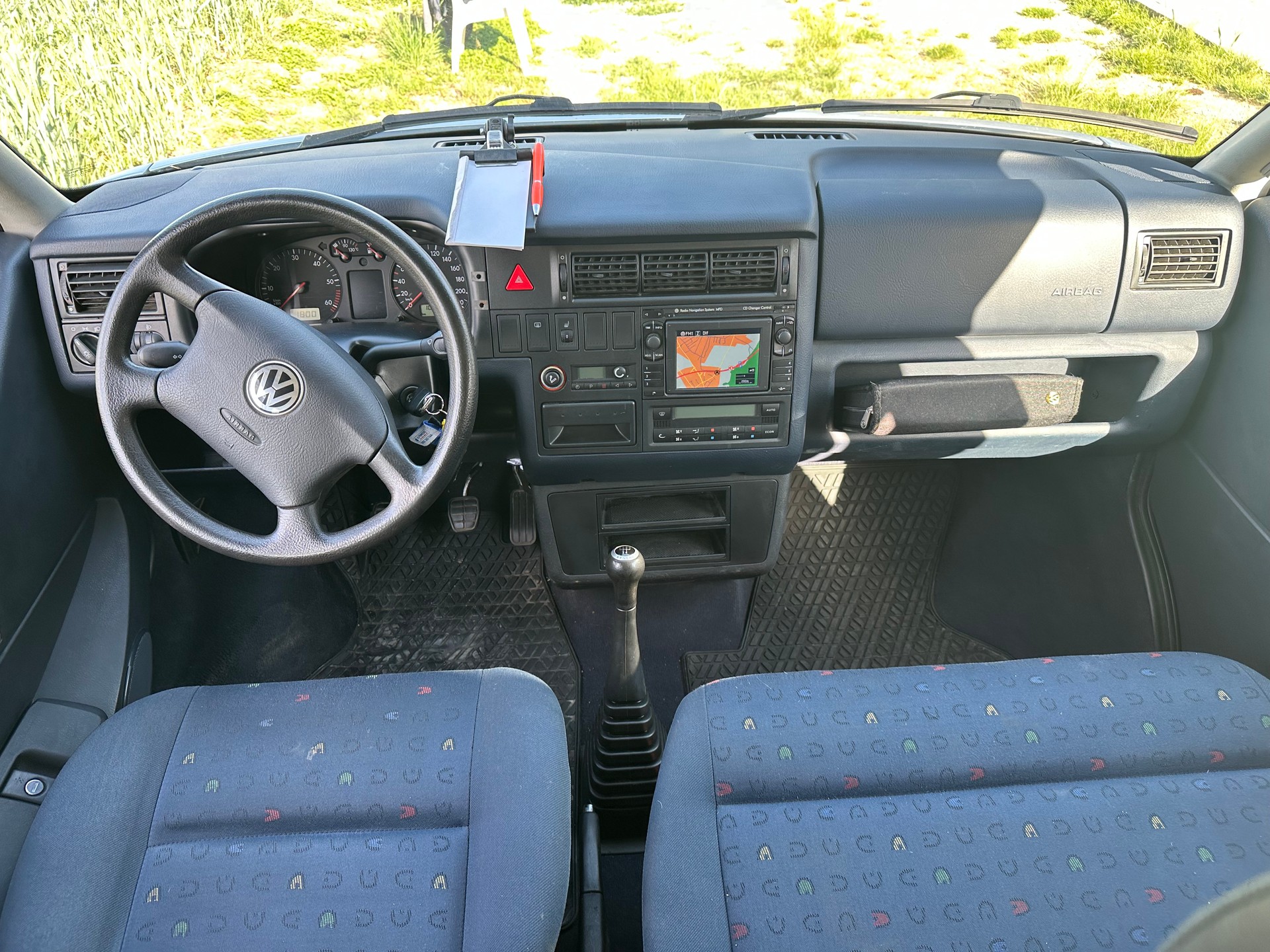 VW T4 Caravelle 2.5 syncro ABS-image-3