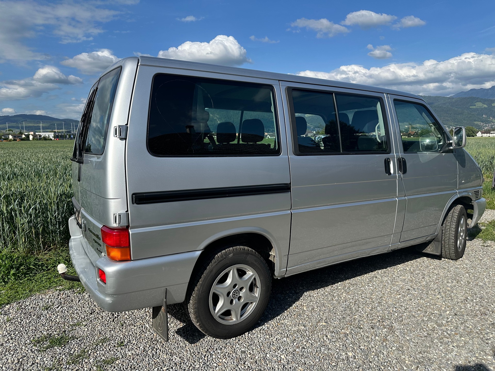 VW T4 Caravelle 2.5 syncro ABS-image-2