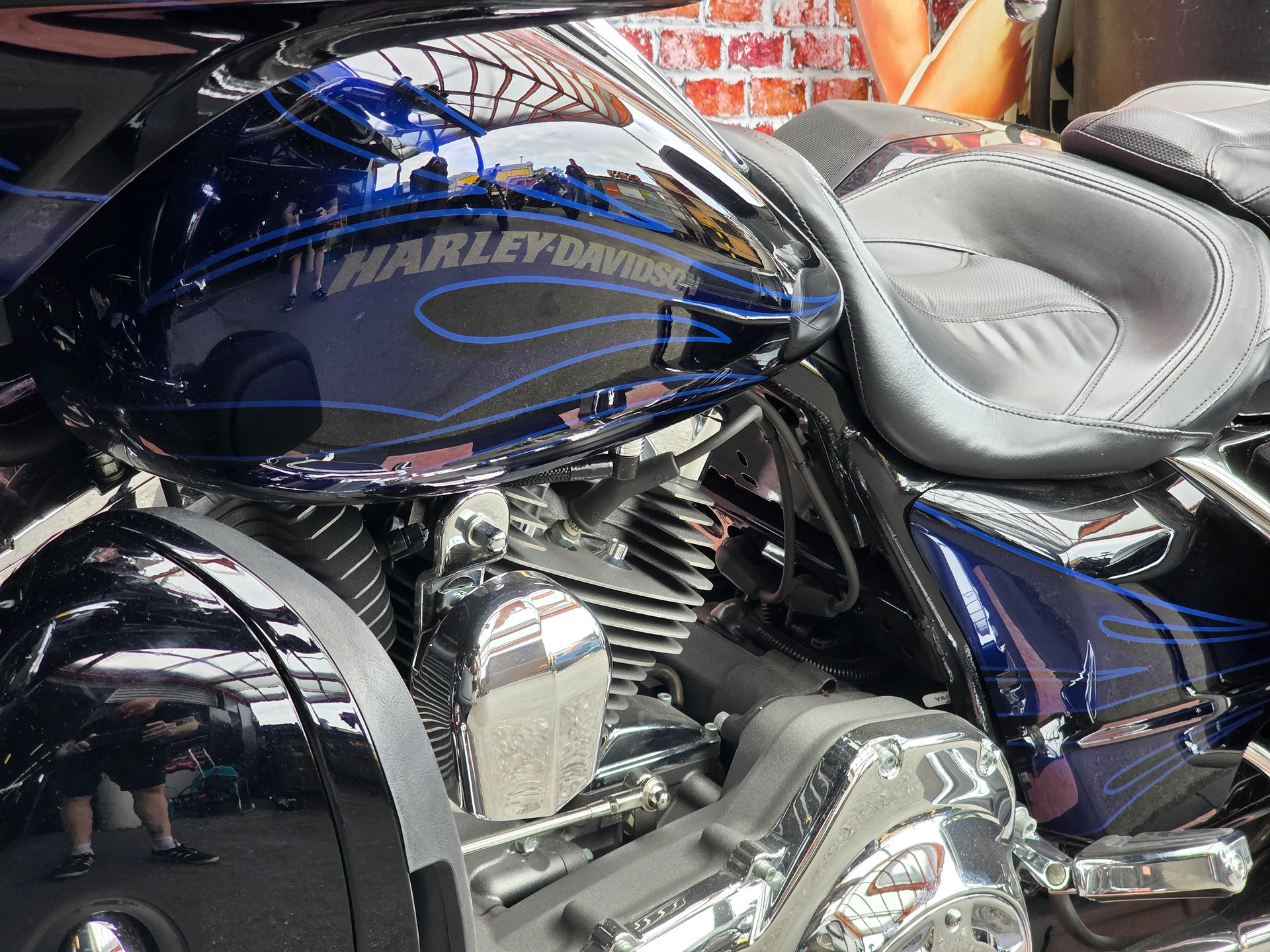 HARLEY-DAVIDSON FLHXSE Street Glide ABS CVO-image-5