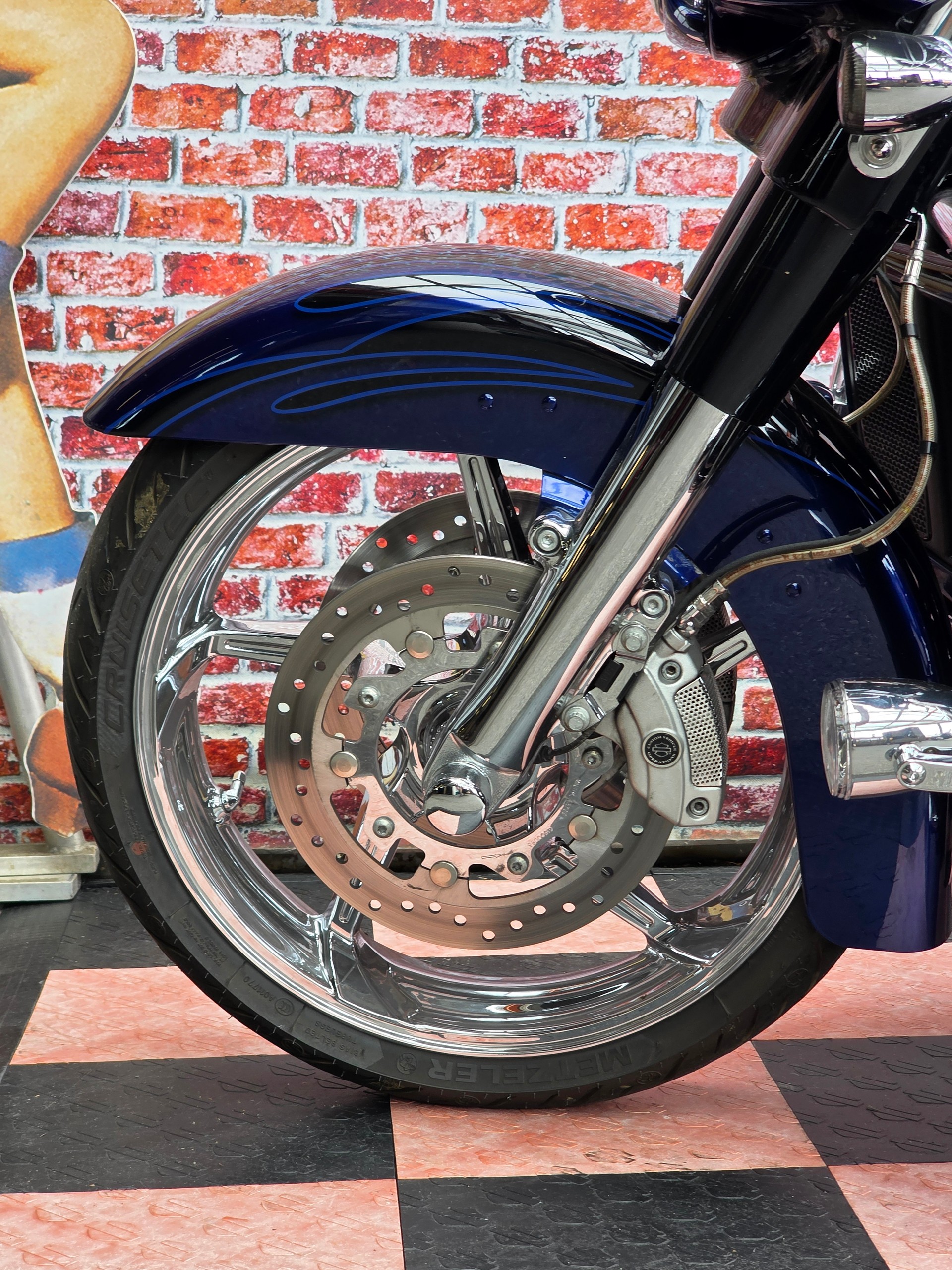 HARLEY-DAVIDSON FLHXSE Street Glide ABS CVO-image-13