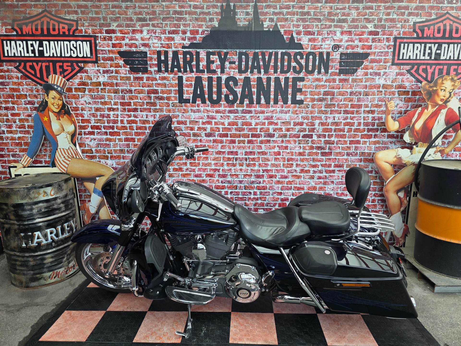 HARLEY-DAVIDSON FLHXSE Street Glide ABS CVO-image-1