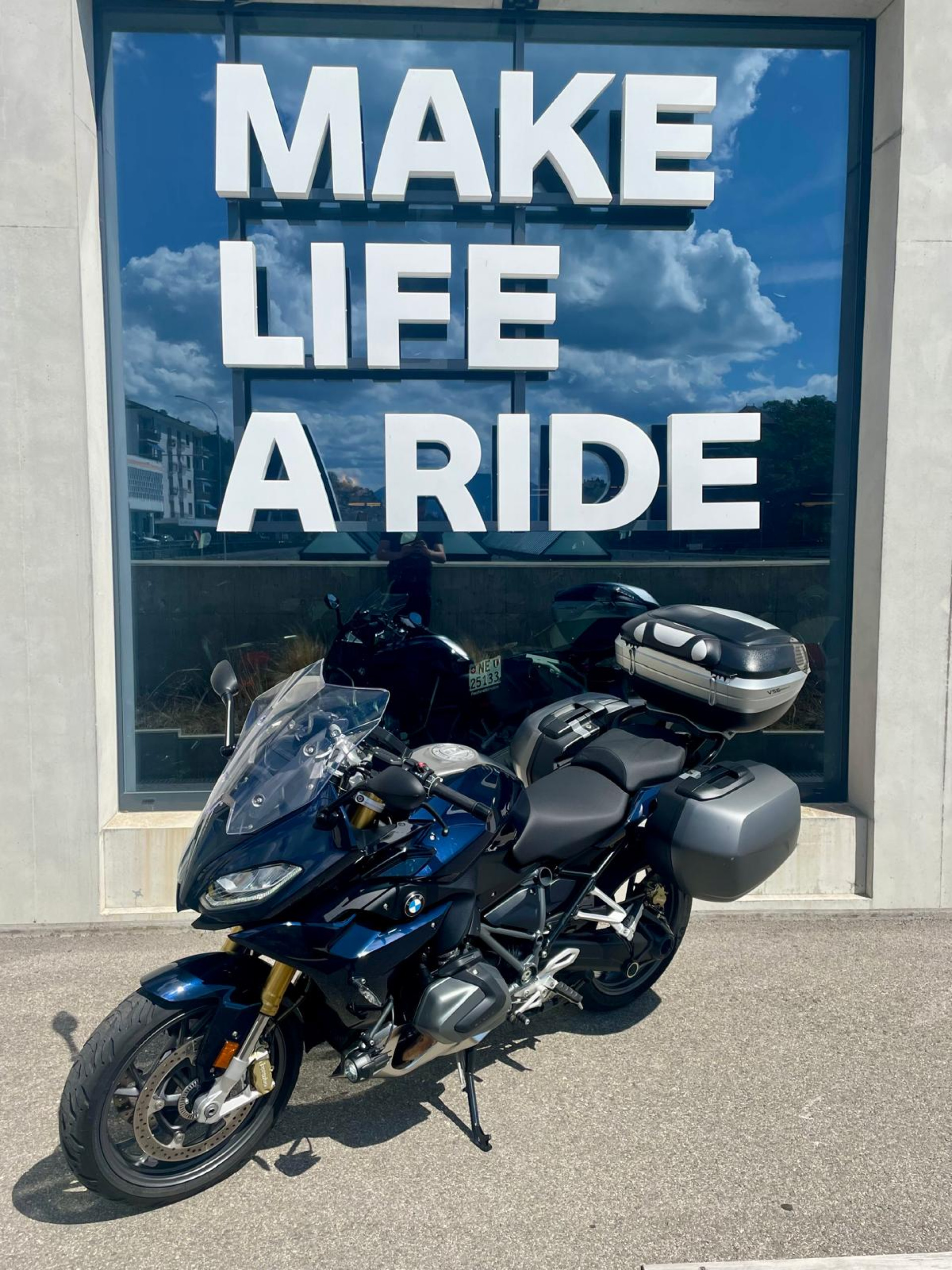 BMW R 1250 RS Exclusive-showroom-element-3