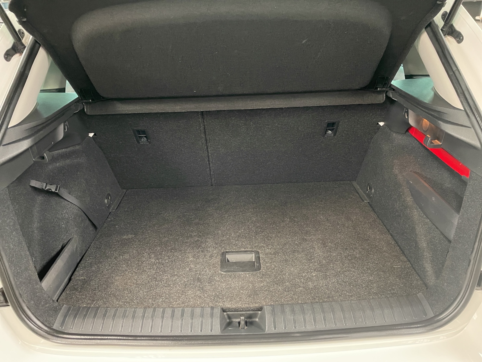 SKODA Kamiq 1.0 TSI Ambition DSG-image-10