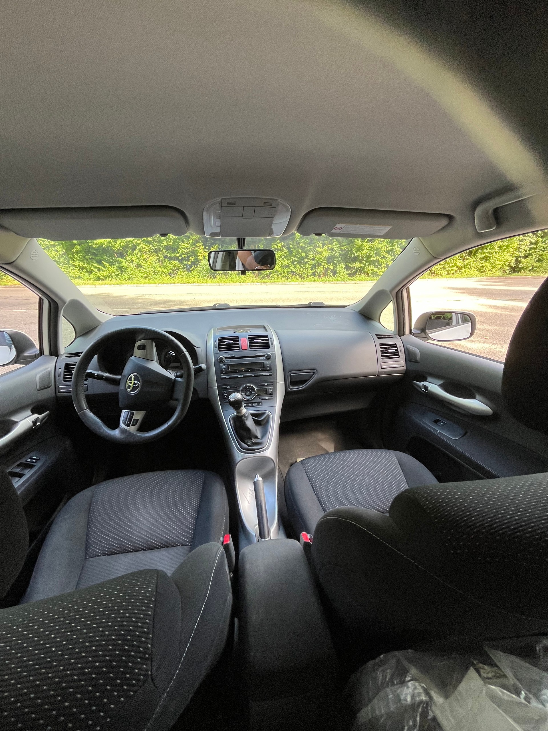 TOYOTA Auris 1.6 easy-image-8