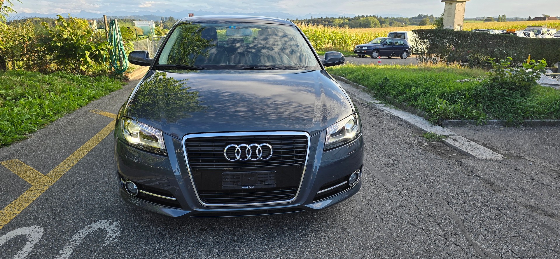 AUDI A3 Sportback 1.4 TFSI Attraction S-tronic-image-1