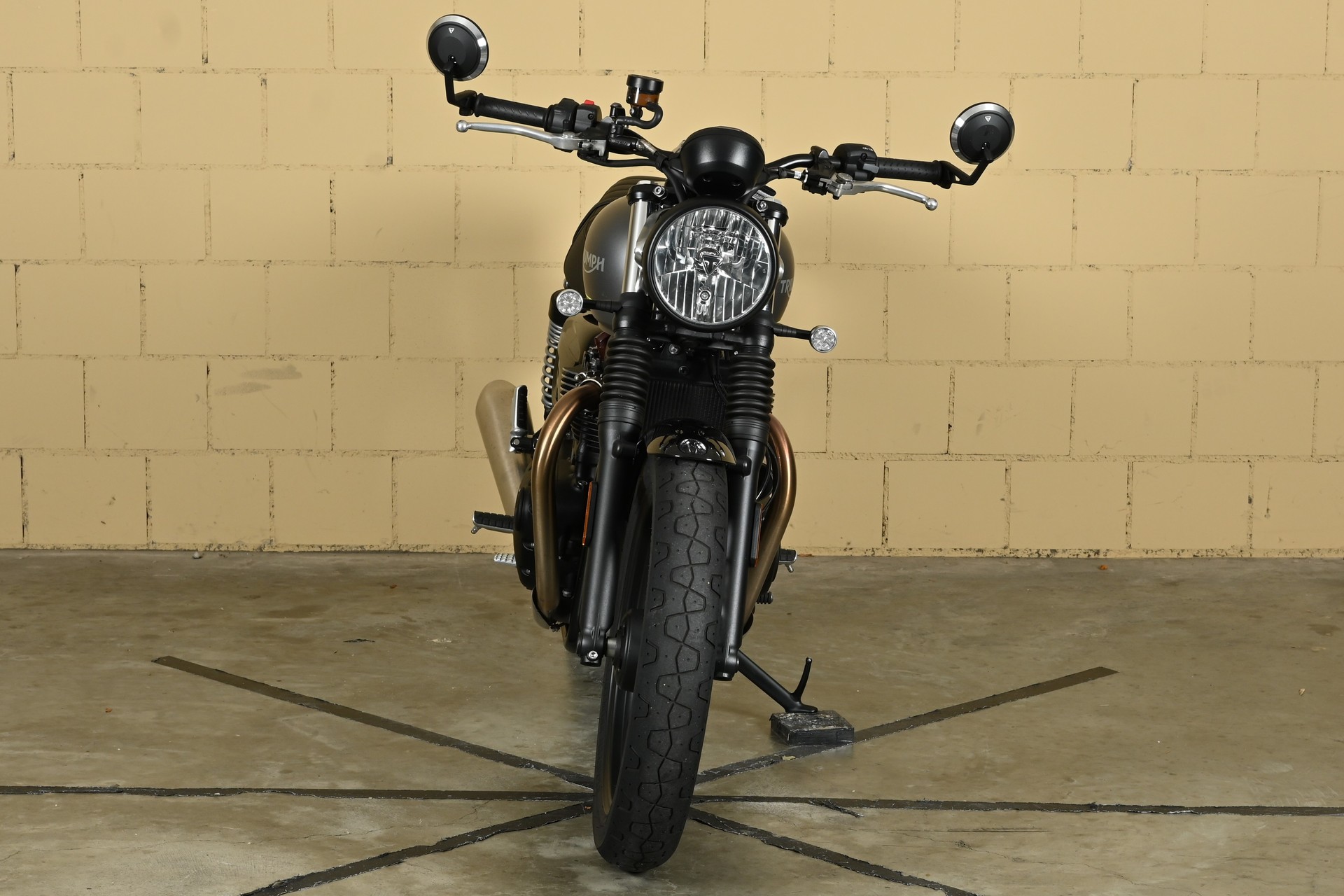 TRIUMPH Speed Twin 900 (35kW)-image-2
