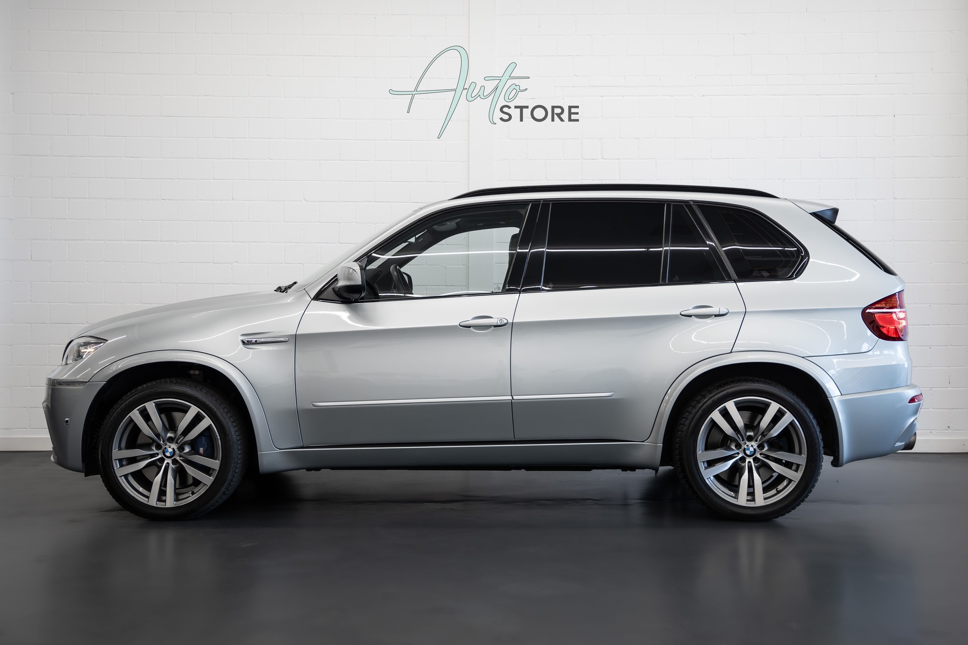 BMW X5 xDrive M Steptronic-showroom-element-2