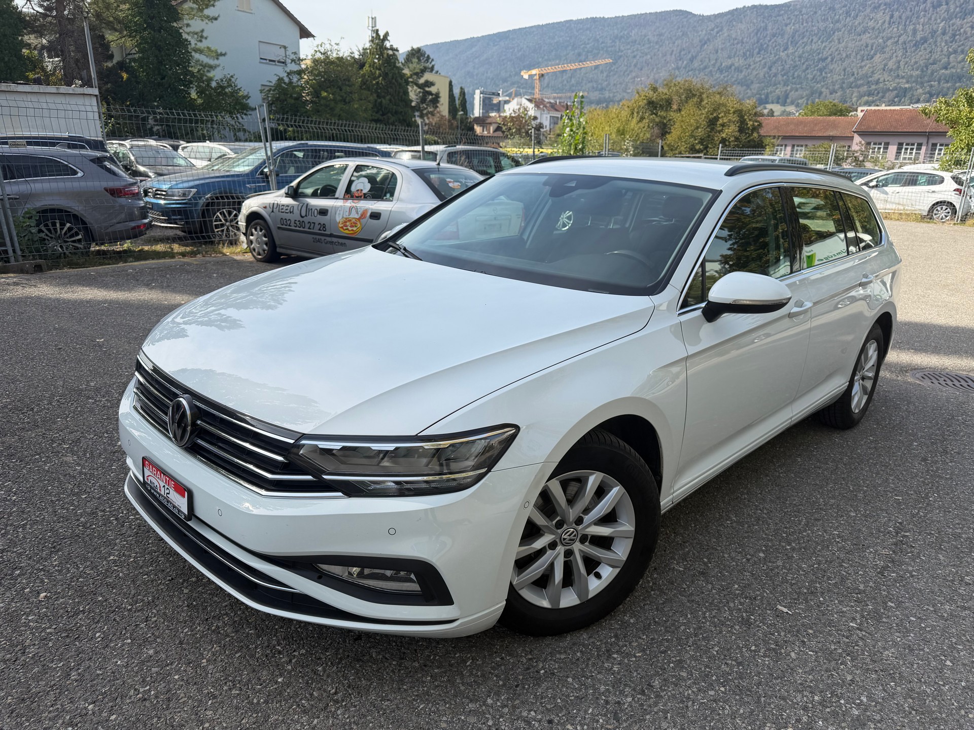 VW Passat Variant 1.6 TDI Business DSG * Gr. Navi * LED * Klima-auto * PDC V&H- RF-Kamera * Tempomat * Ab MFK 19.02.2025 *