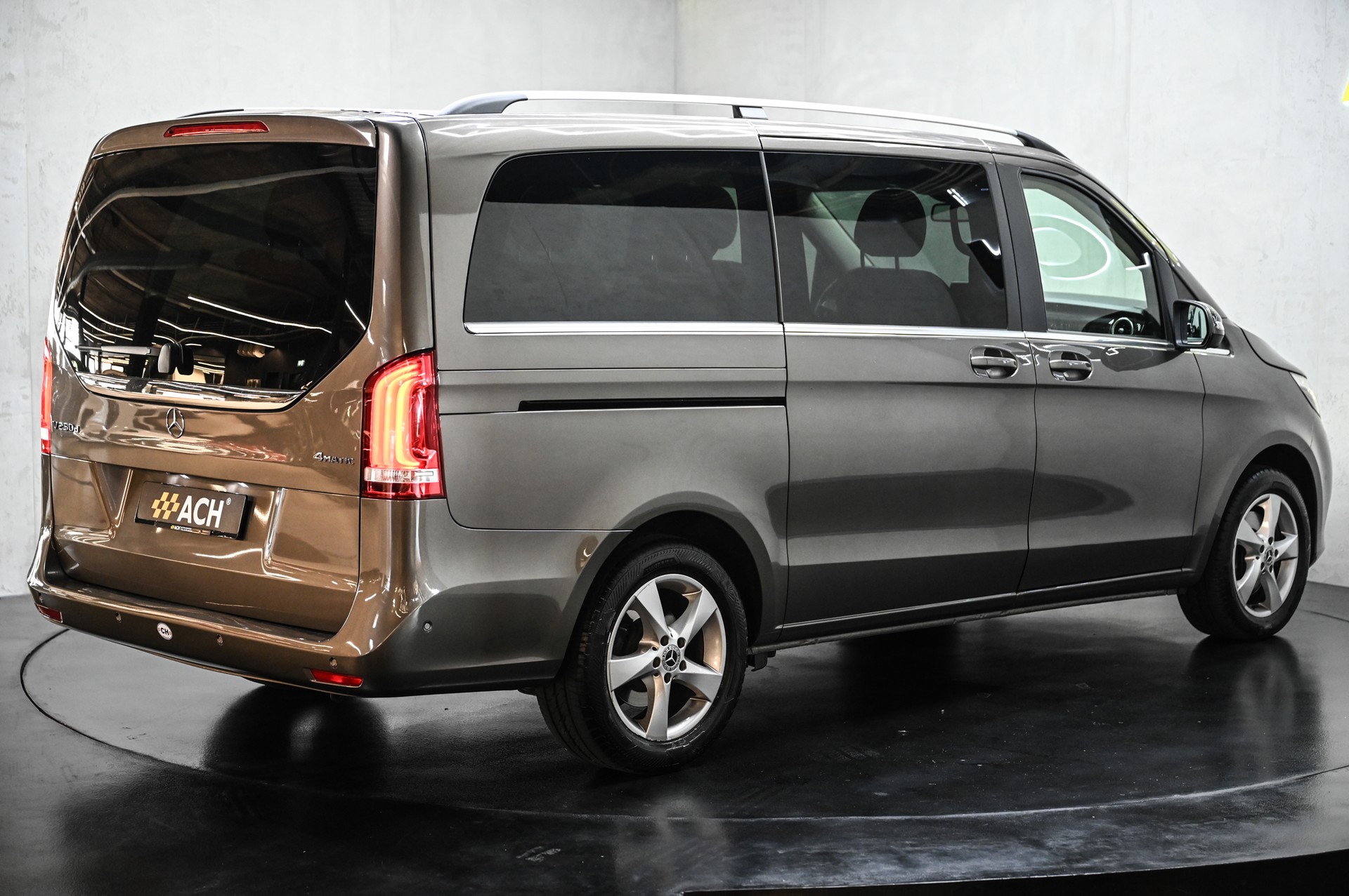 MERCEDES-BENZ V 250 d BlueTec Avant. lang 4m Van-image-5