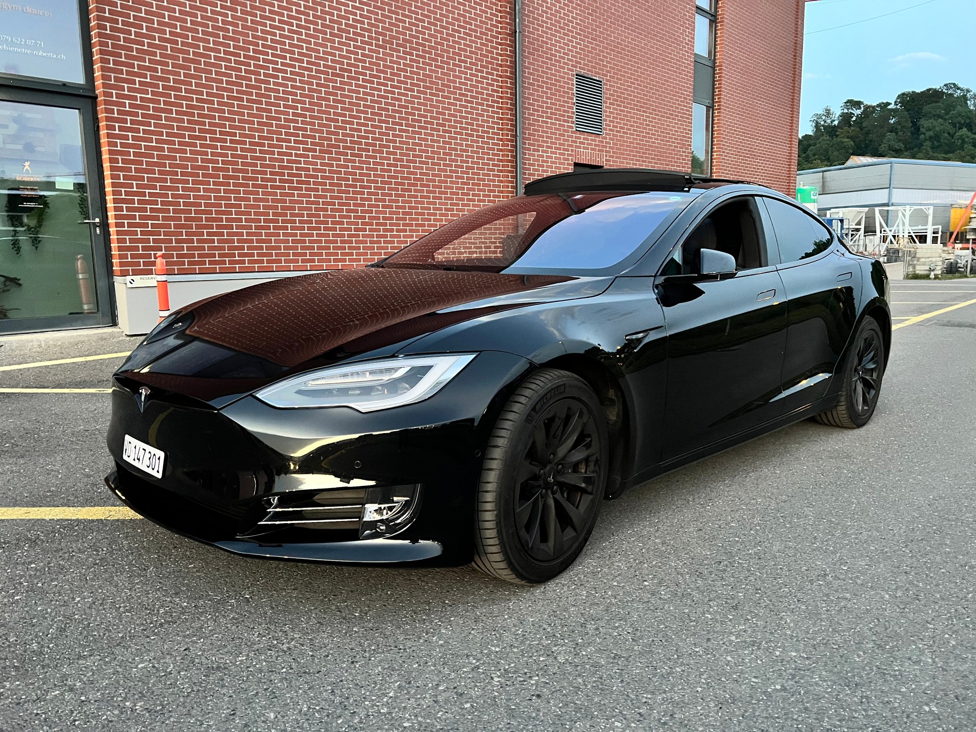 TESLA 100 D-image-5