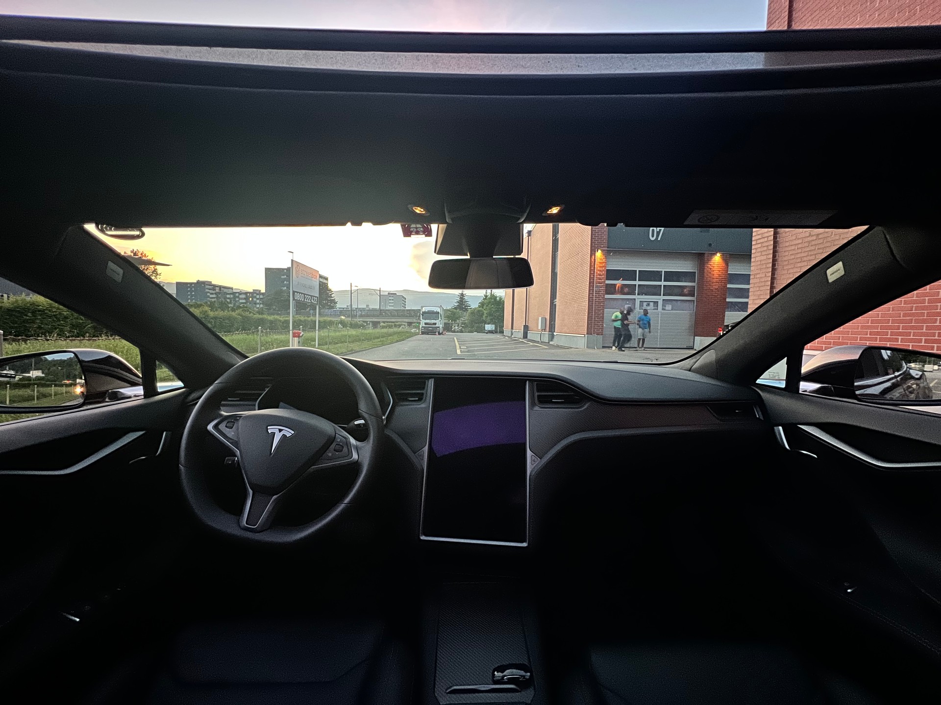 TESLA 100 D-image-4